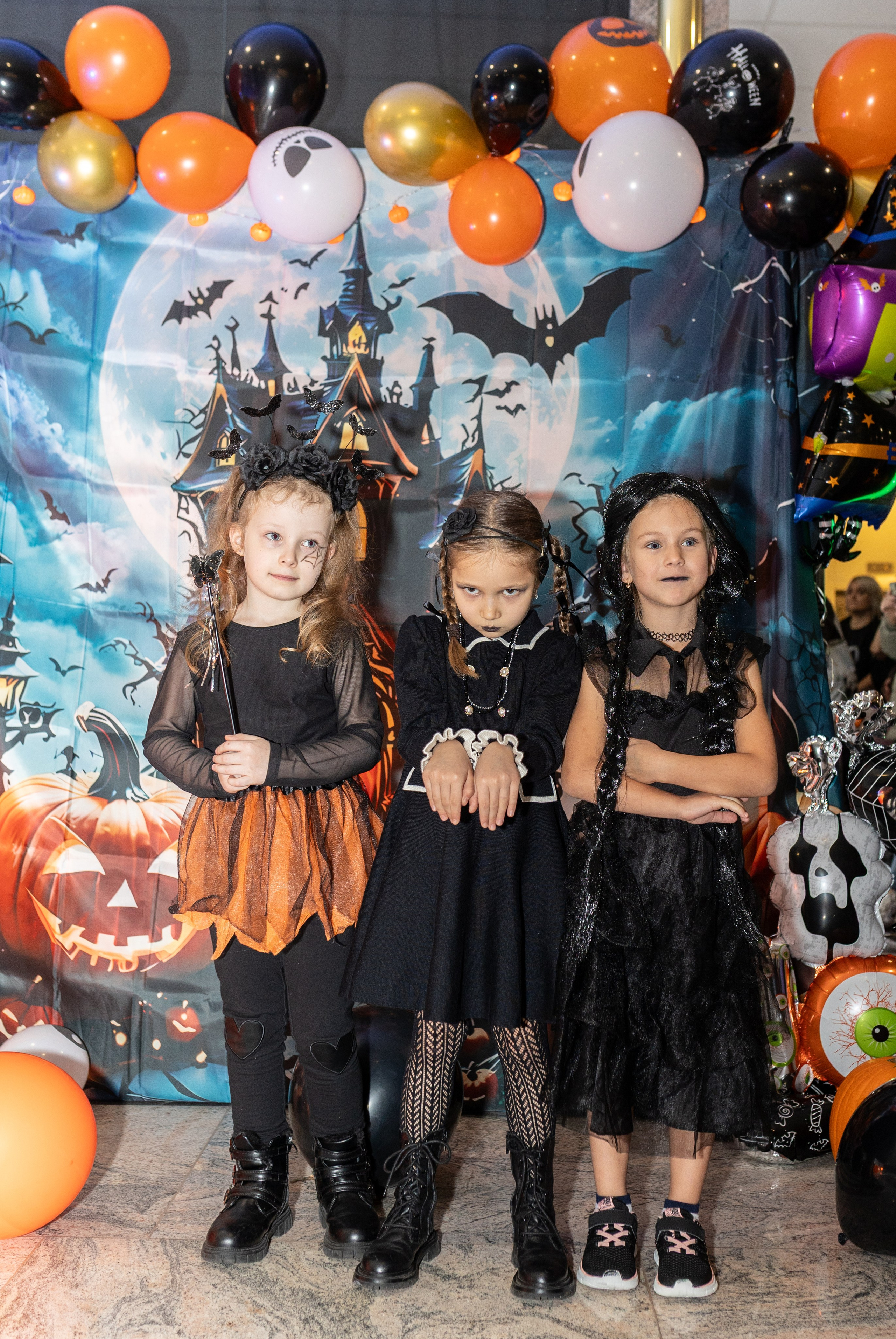 Leo dance studio Helloween 2025. Семейный и детский фотограф в Варшаве Мила Бобровская