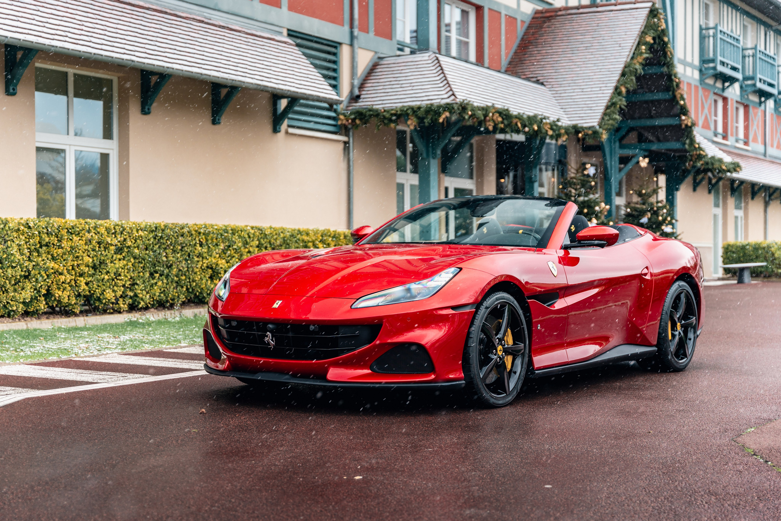 Ferrari Portofino M. Photographe de voitures à Paris — Vitalii Motruk