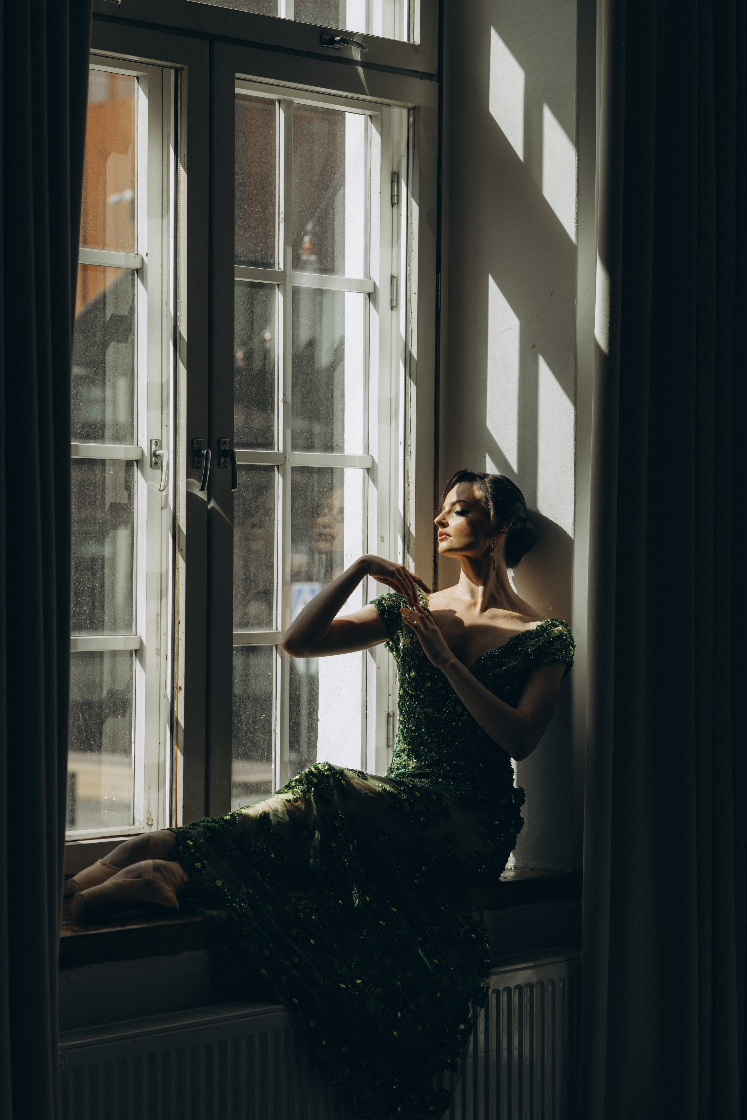 Riikka Couture, Riikka Ikäheimo, Violetta Keller, Portrait, Dancer. Wedding and portrait photographer in Helsinki Vickan O