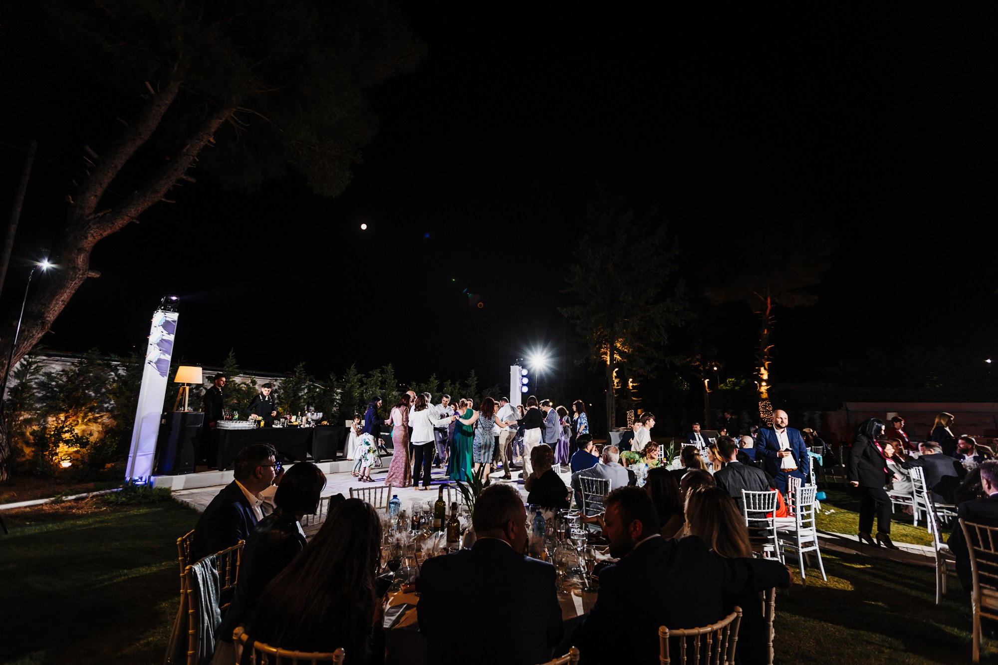 Lambros-Adriana. Fotograf și videograf de nuntă R. Moldova, Romania