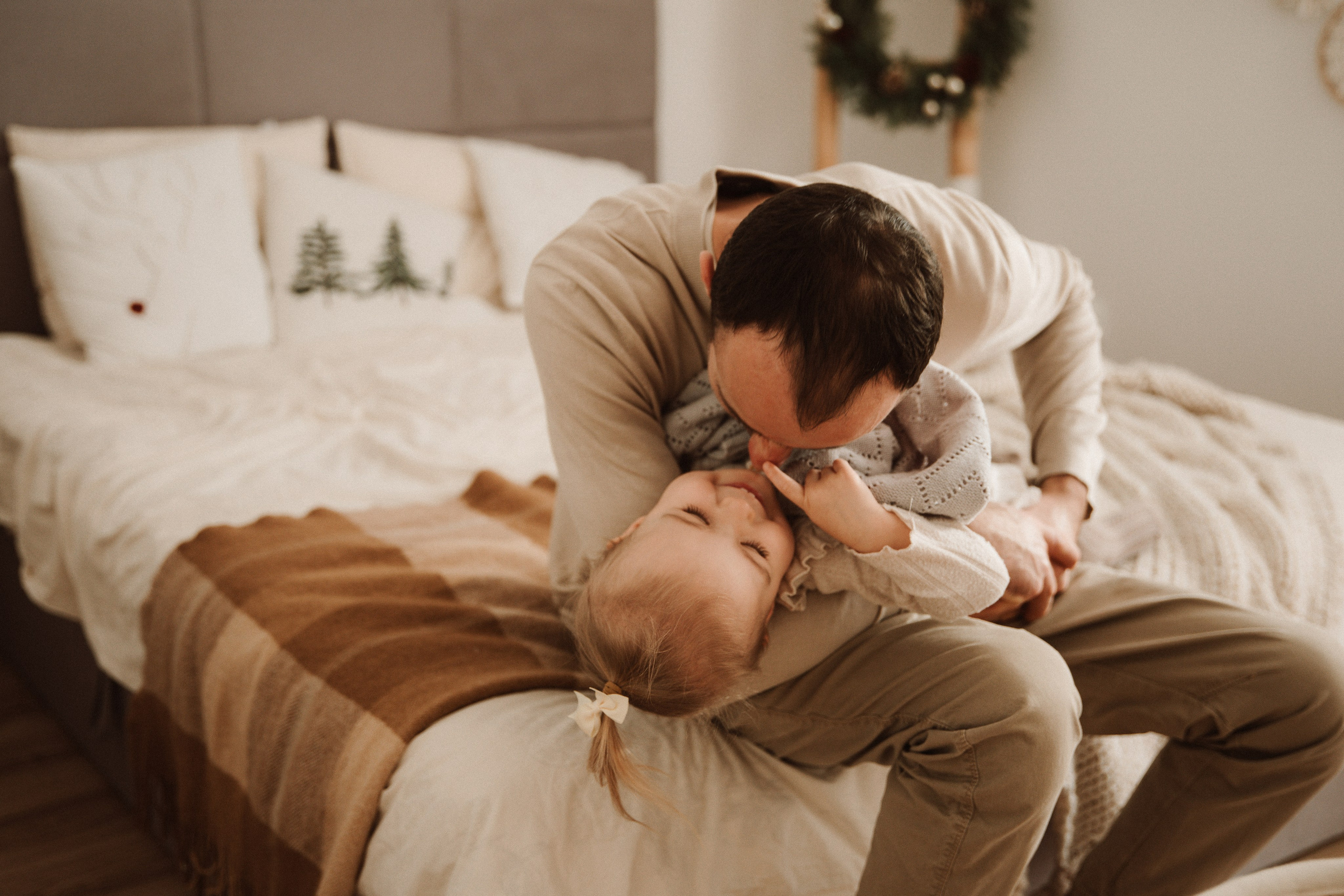 Pełna emocji fotografia sesja rodzinna i love story par zakochanych lifestyle | Natalia Malinowska Fotografia | Augustów Warszawa. Natalia Malinowska Fotografia | Fotograf ślubny i rodzinny Augustów Warszawa