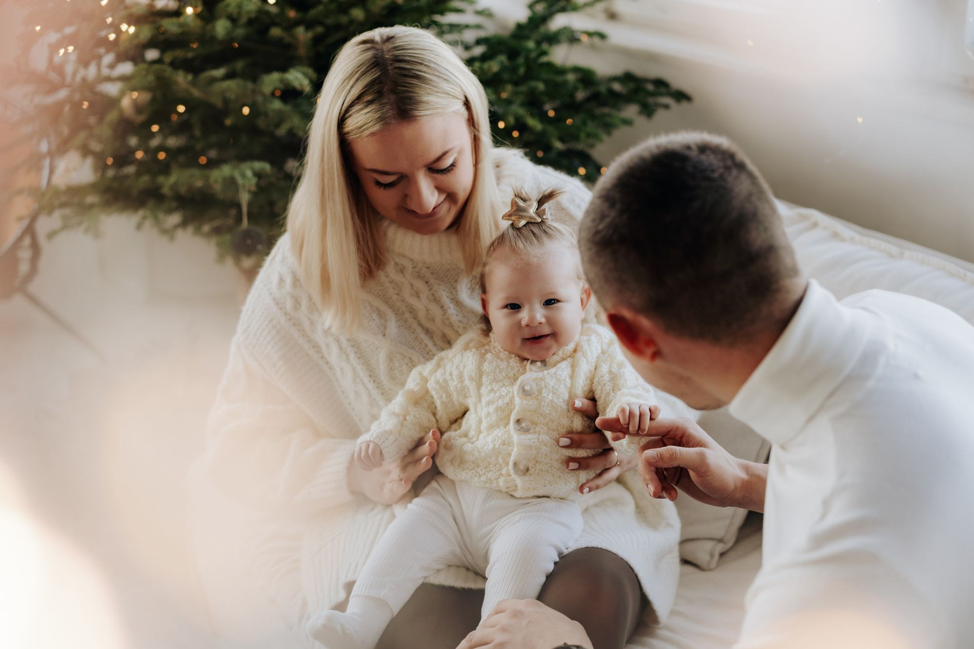 Minimalistyczne sesje świąteczne. Fotograf ślubny & lifestyle Gdańsk, Karolina Baczewska