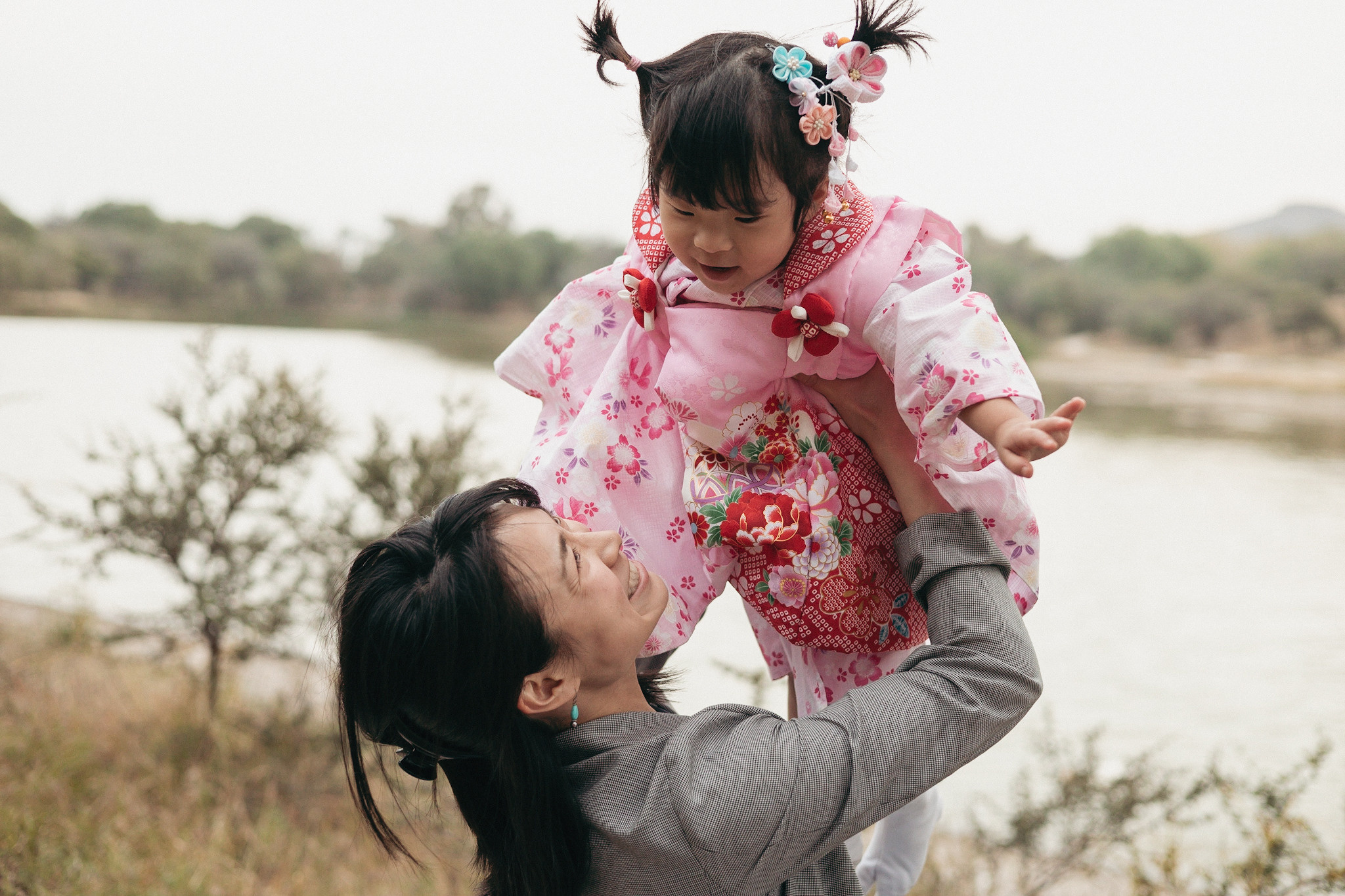 Family Photoshoot in the Park. Lifestyle and Family Photographer in Pisek Oxana Telupilova