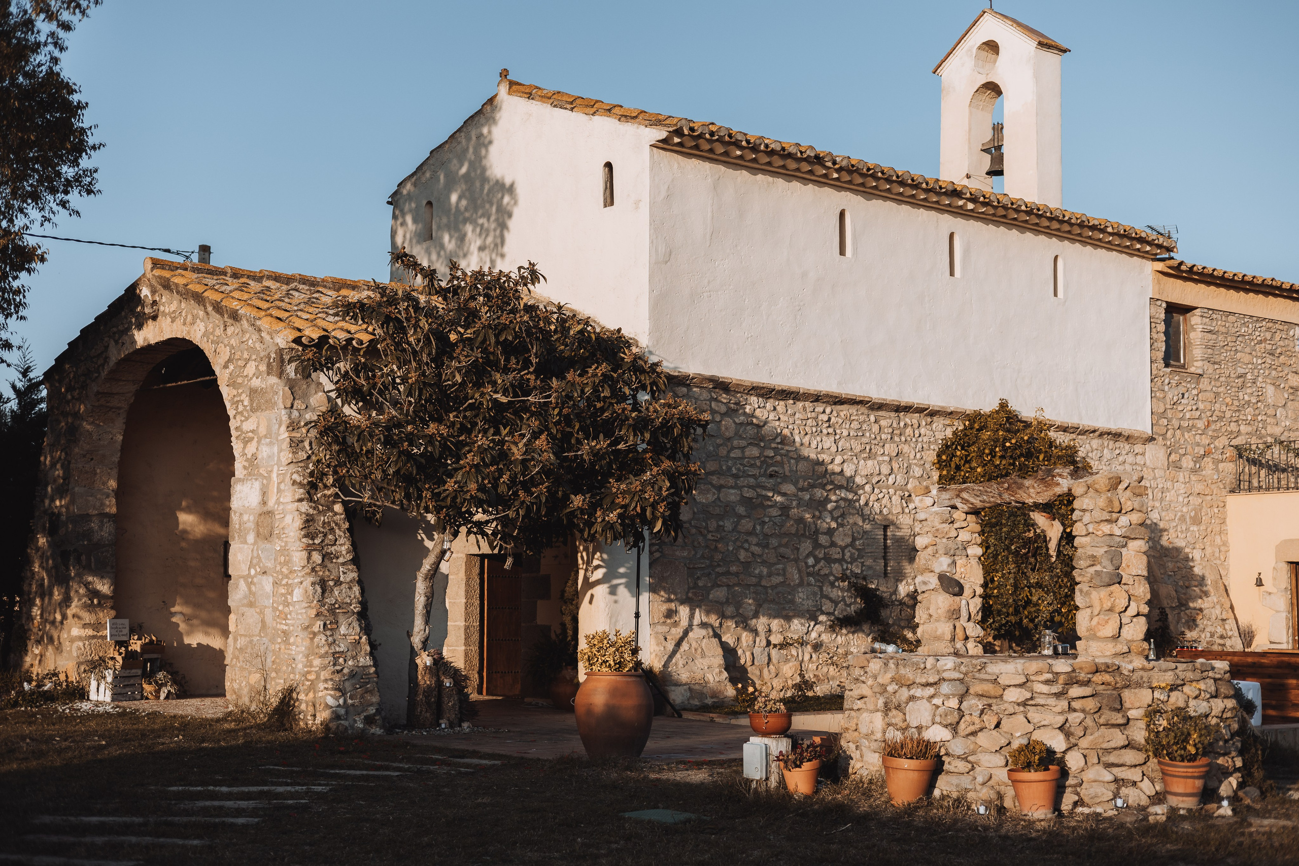 Toñi+Marcos, 30.11.2024, Ermita de Santa Llúcia de Tonyà. Fotógrafa de bodas en Cataluña