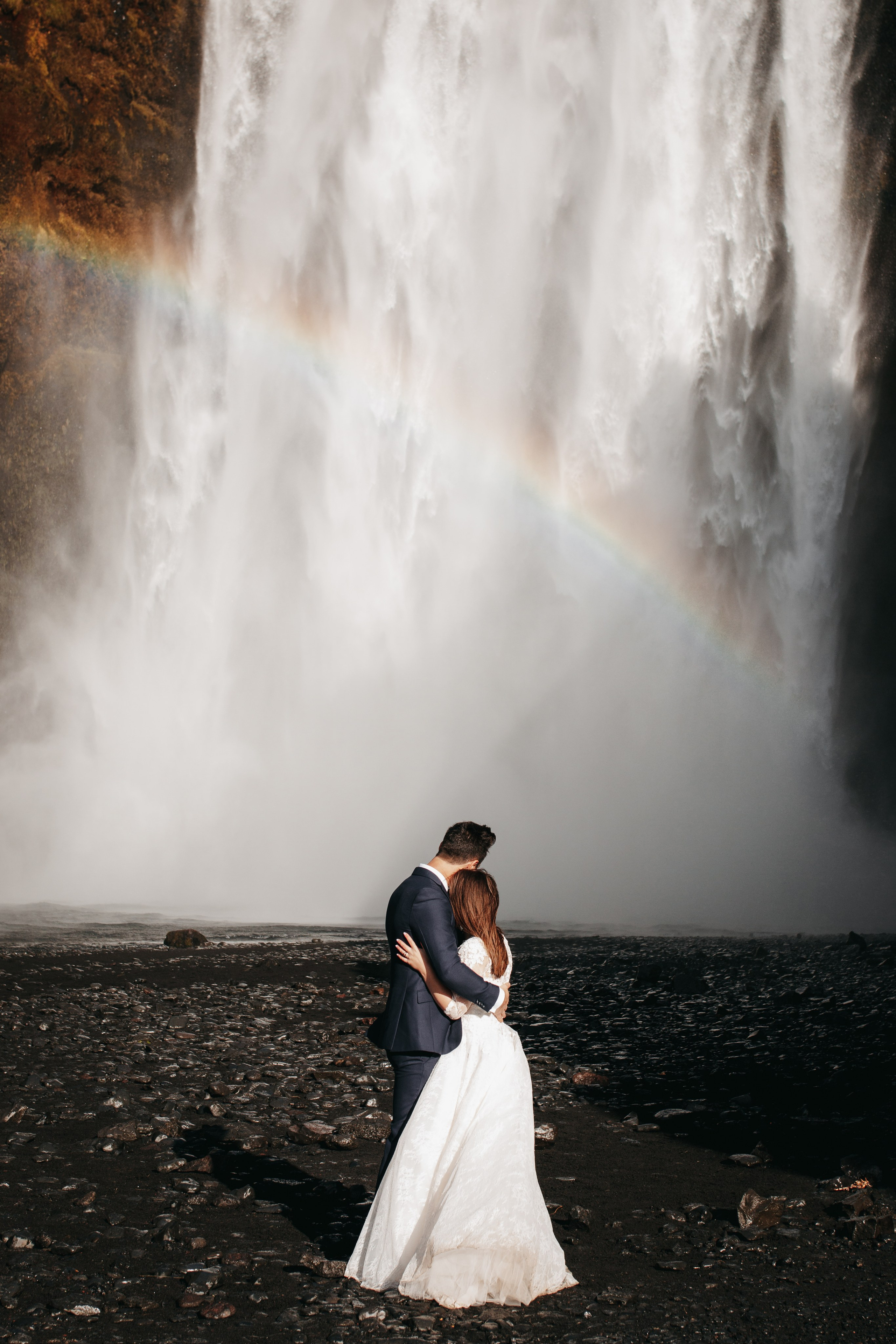 B & A. Fotograf Nunta Iasi - Hearts & Pictures