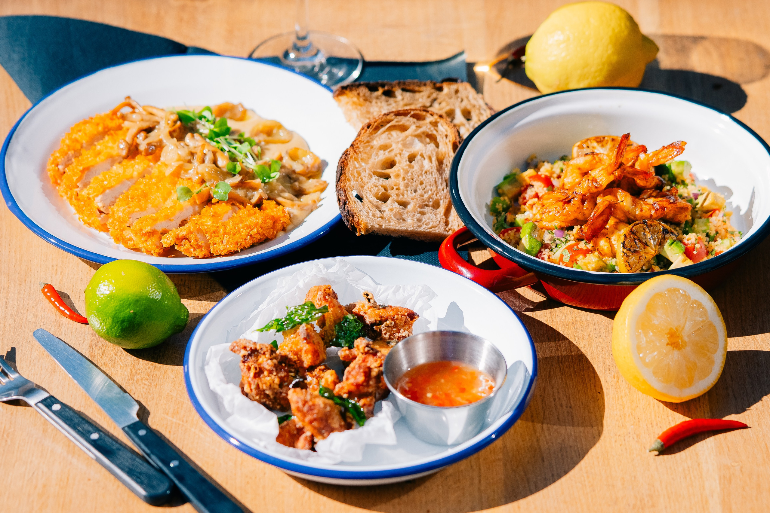 Летнее меню бара Voyager 1. Мария Шер. Профессиональный фотограф в городе Порту, Португалия