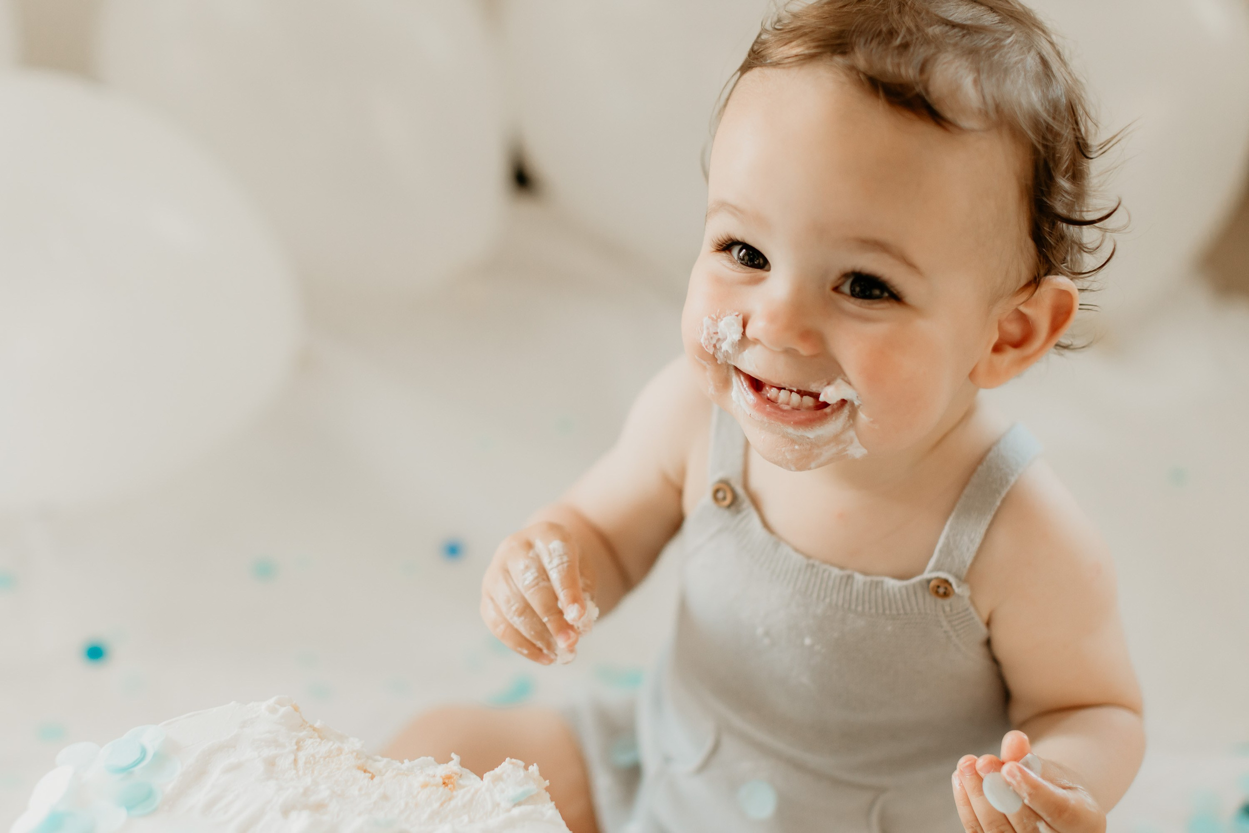 Cake Smash Session. Family and children photographer in Belgrade Milja Ciric