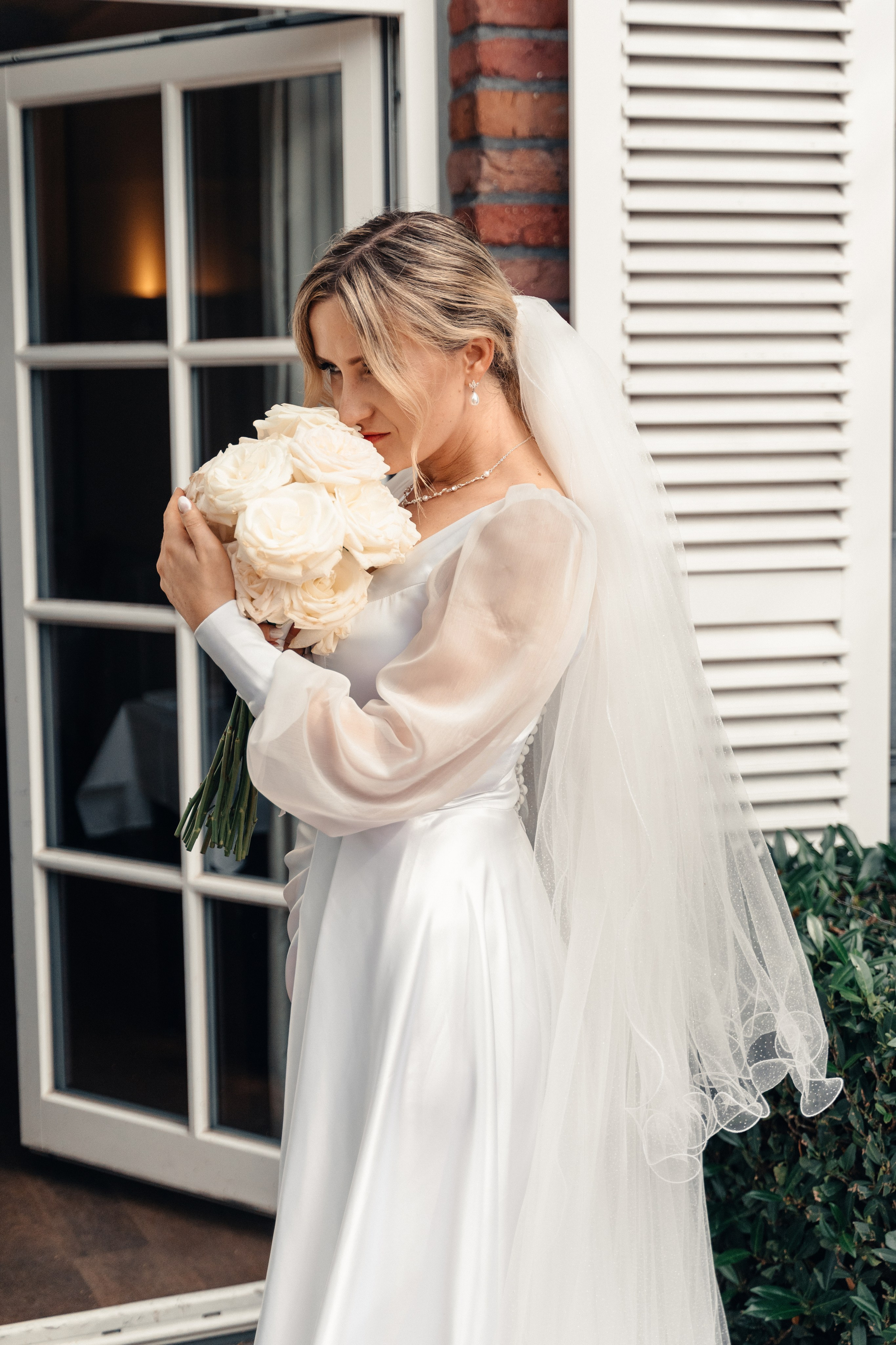 D & M im Restaurant Elfrather Mühle. Hochzeitsfotograf für Moers, Niederrhein, Düsseldorf, NRW und Deutschland