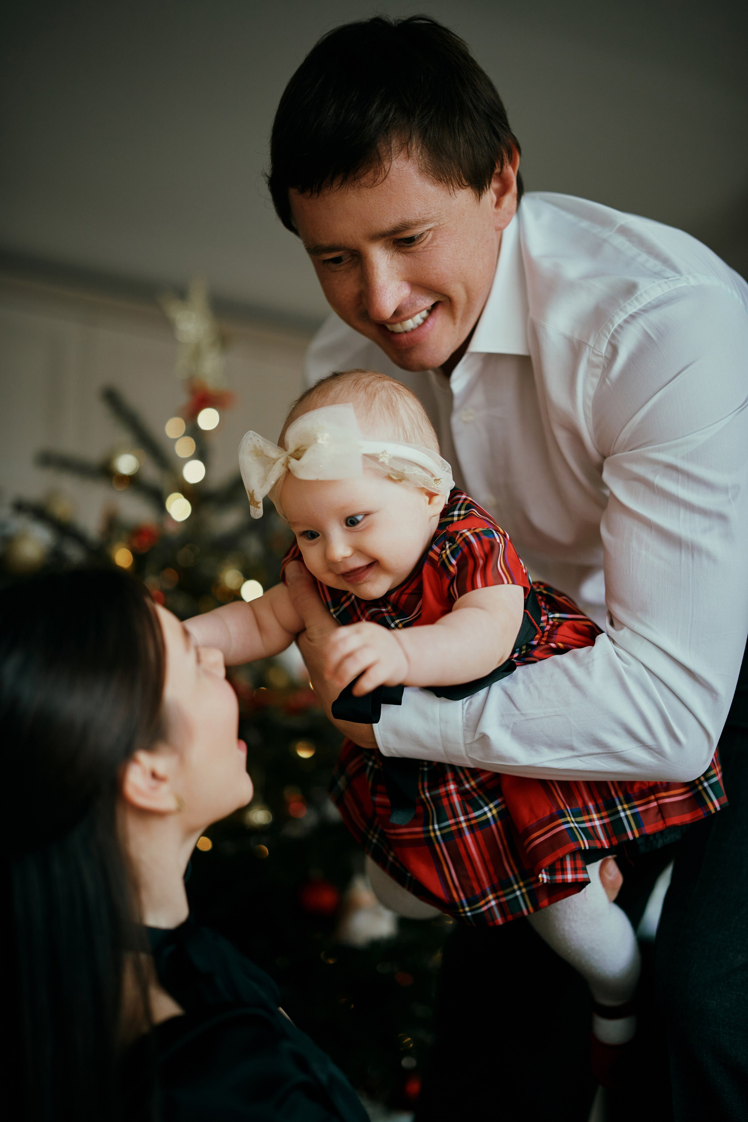 Юрий, Наталья и Алина. Первый новый год. Фотограф в Барселоне Жанна Захарченко