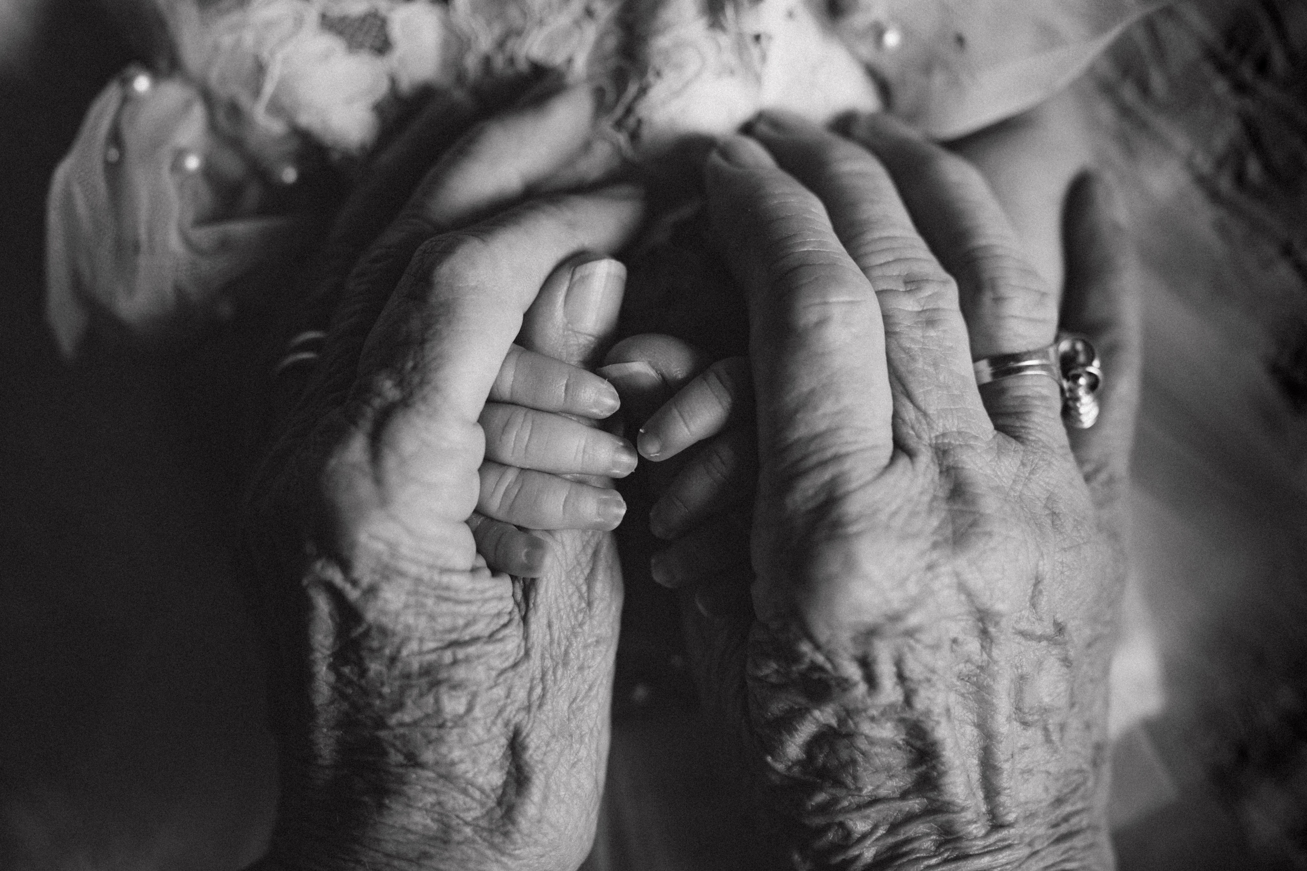 Katerina Sellitti - Newborn Fotografin aus Bern. Schweiz