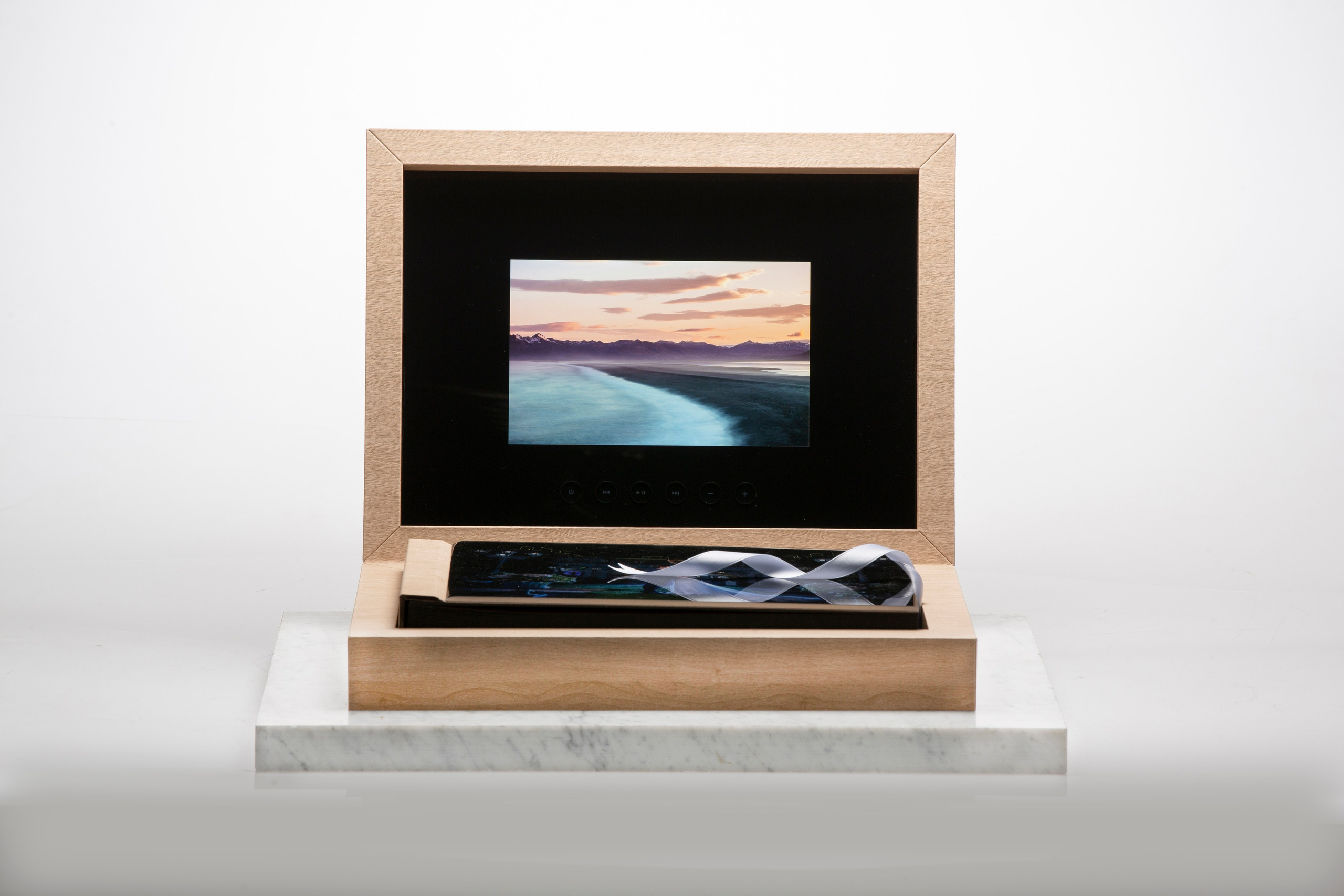 Young book. Fotografo di matrimonio ed eventi ad ariano irpino