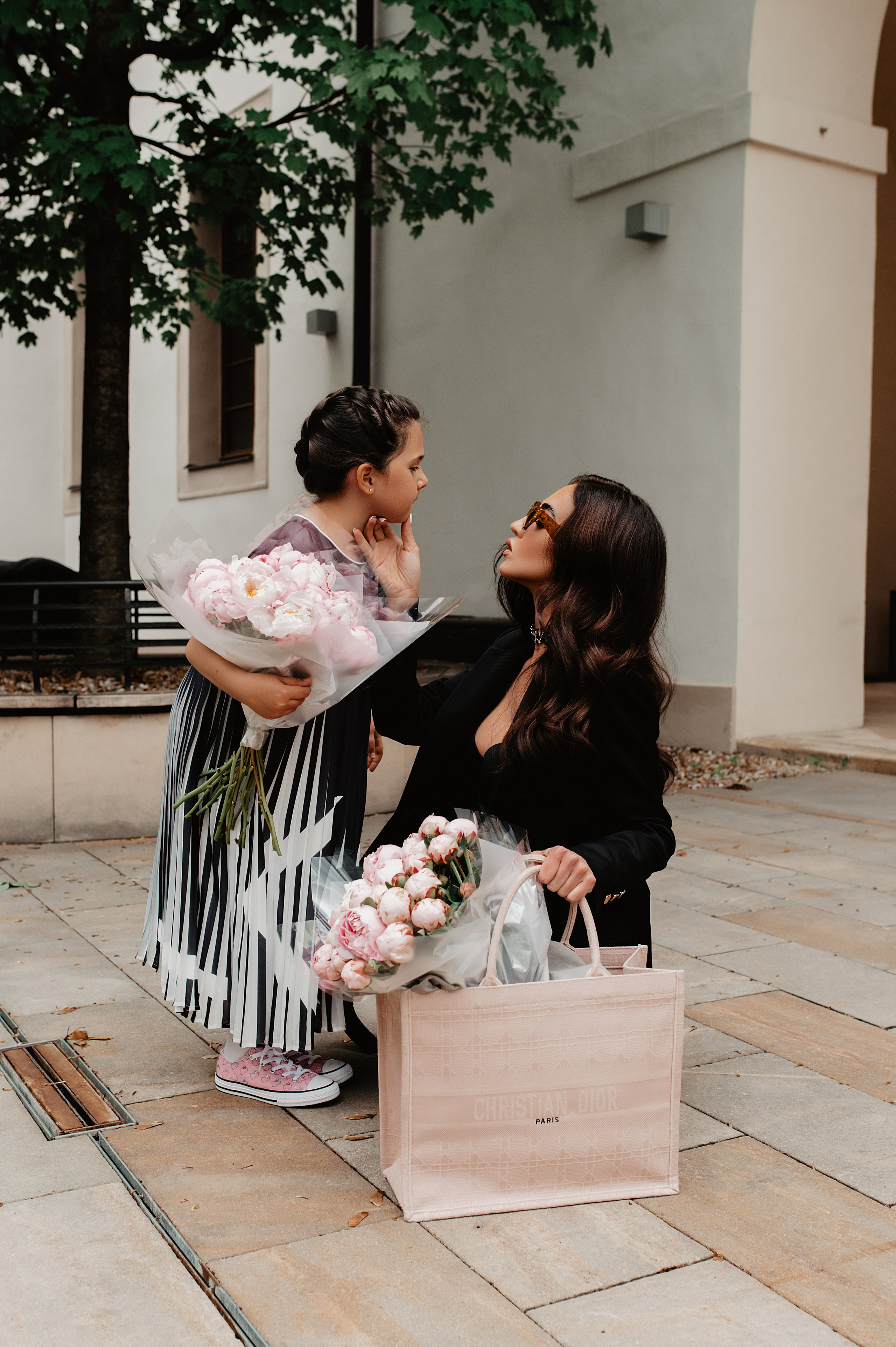 Nairi&ari. ANNA-MARIA PHOTO CONTENT CREATOR — fotograf, estét, umělec a vizuální expert na Instagram v Praze