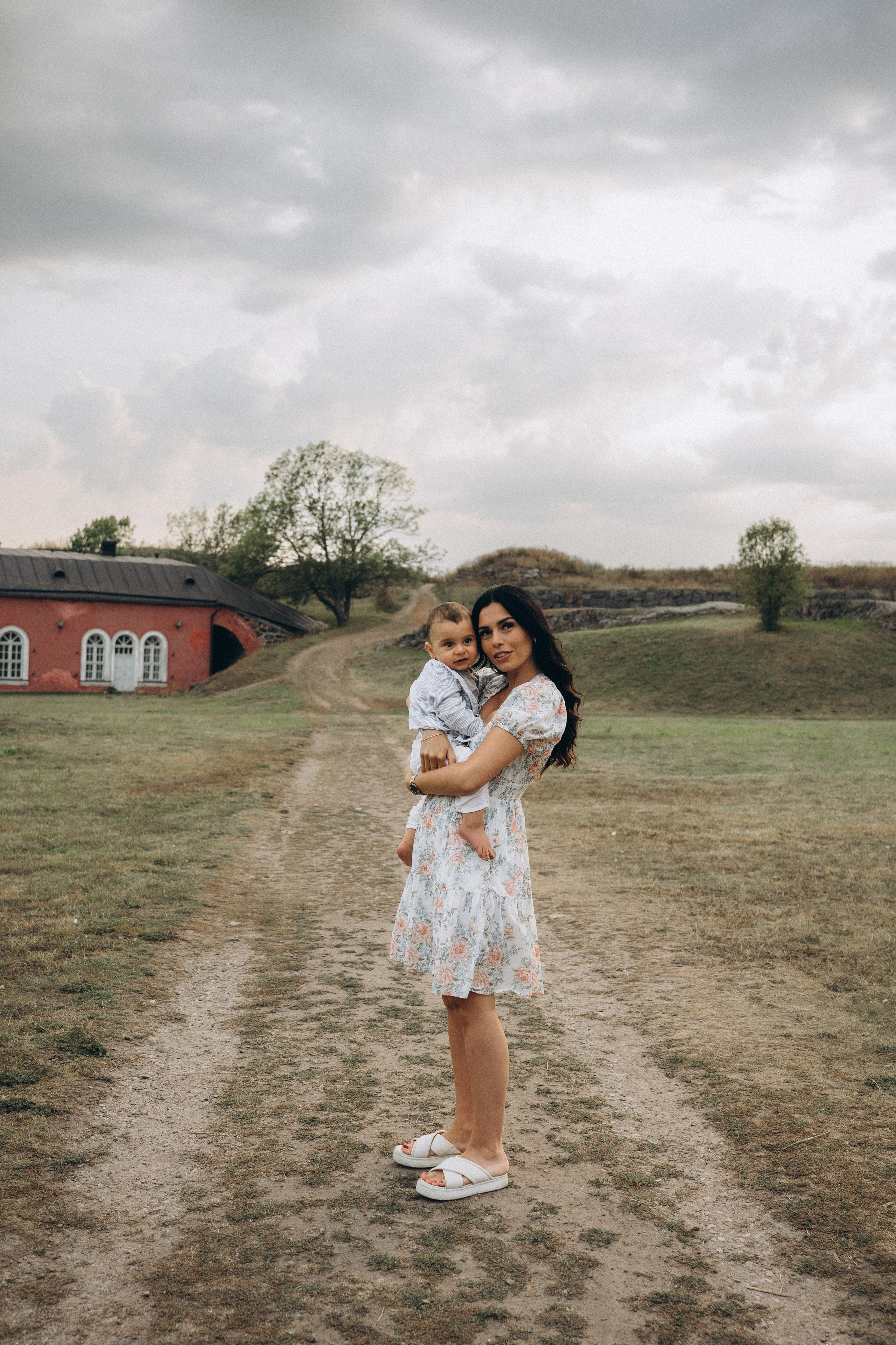 Summer. Wedding and portrait photographer in Helsinki Vickan O