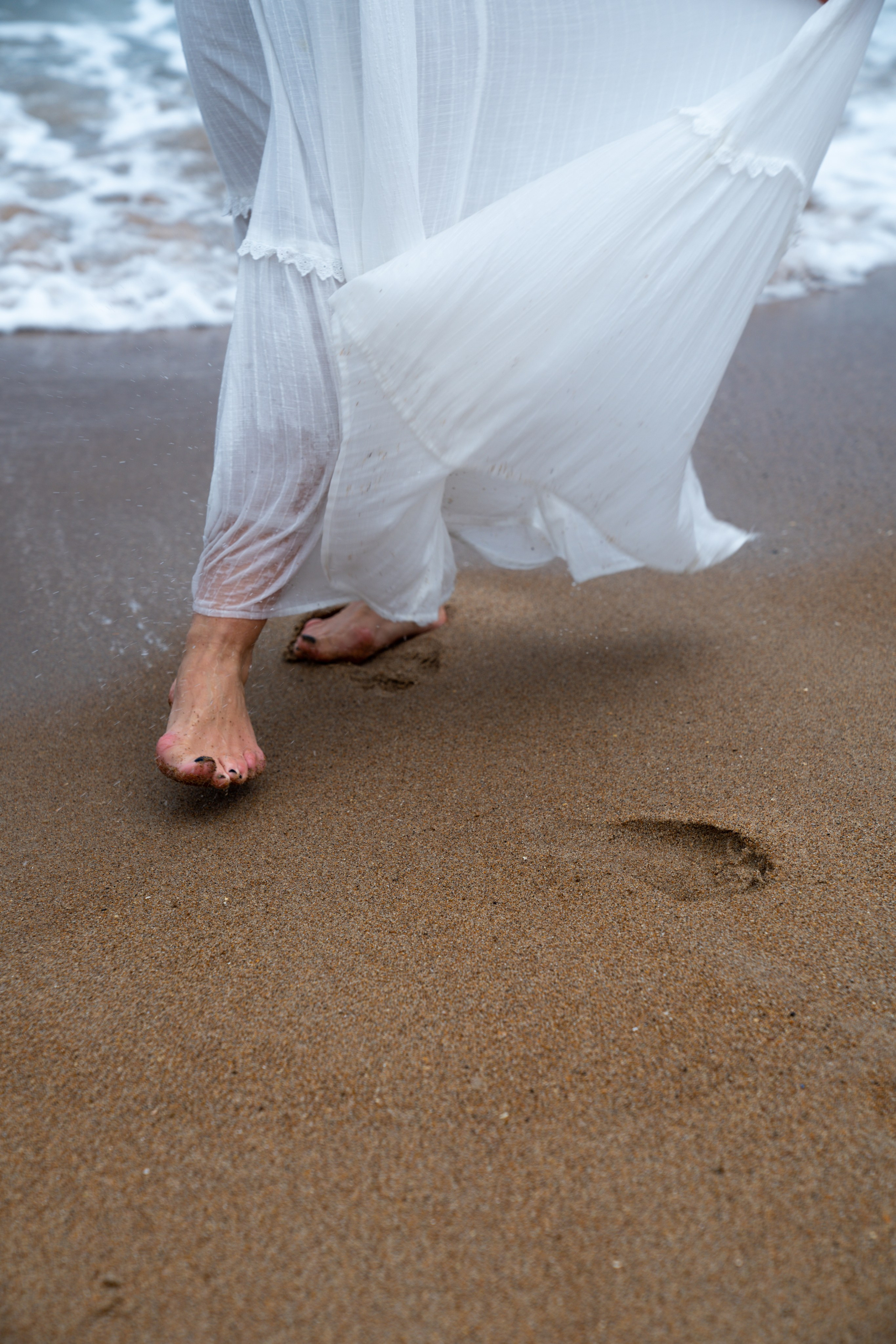 portrait photography, seaside photo session, Seaton Sluice, freedom to be yourself, body positive after 45