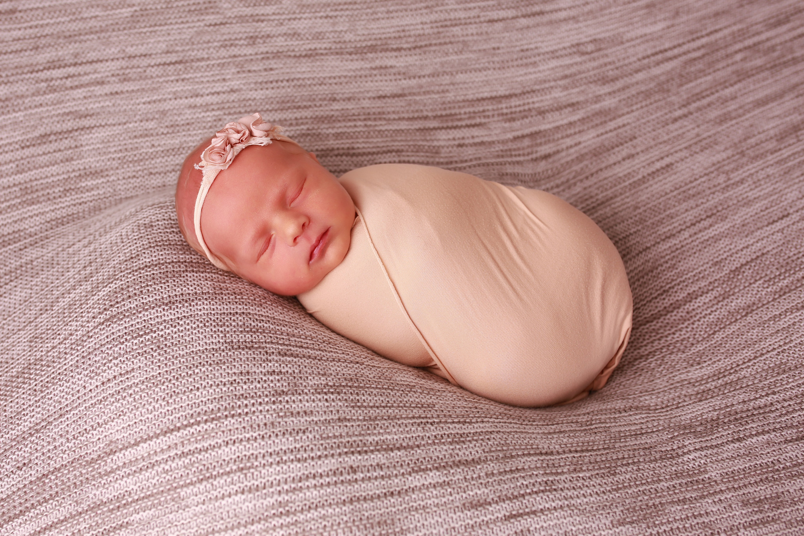 Neugeborene. Neugeborenen, Familien, Geschwister Fotografin aus Delmenhorst