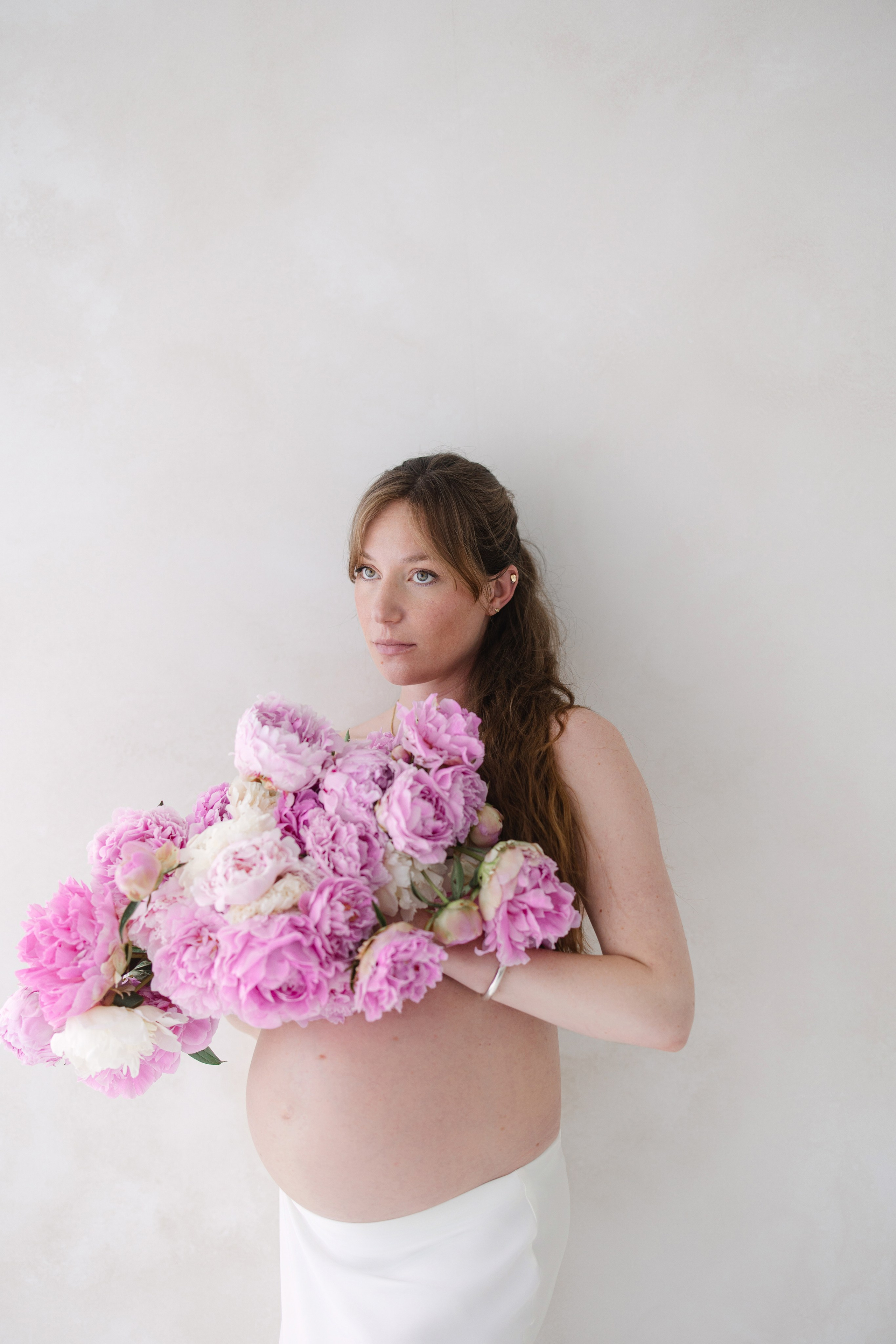 Moderne und minimalistische Schwangerschaftsfotografie in Zürich & Uster, Schweiz. Wedding and Family Photographer Switzerland and Italy. Valeria Diaz