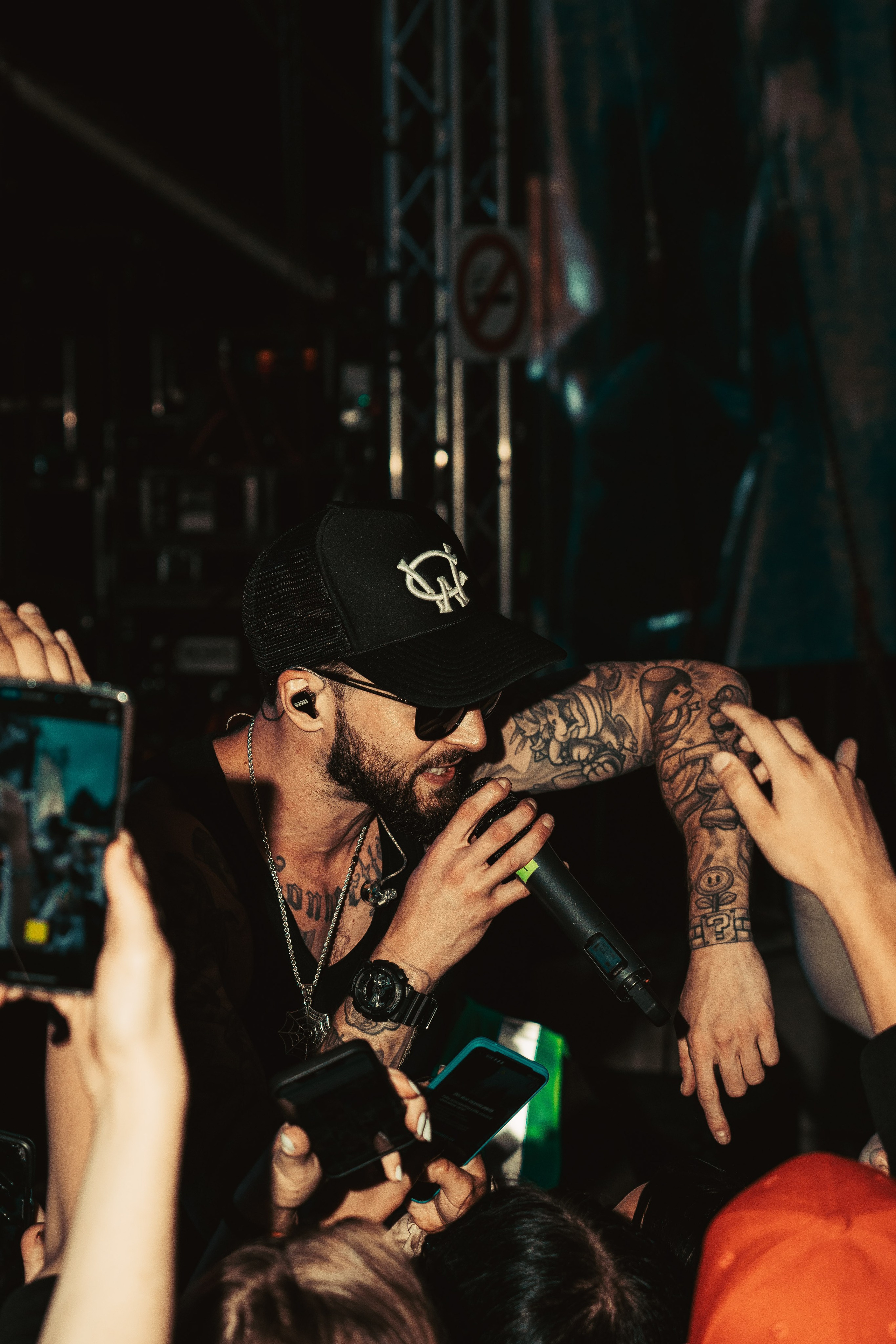 Festarit. VEKE MEDIA