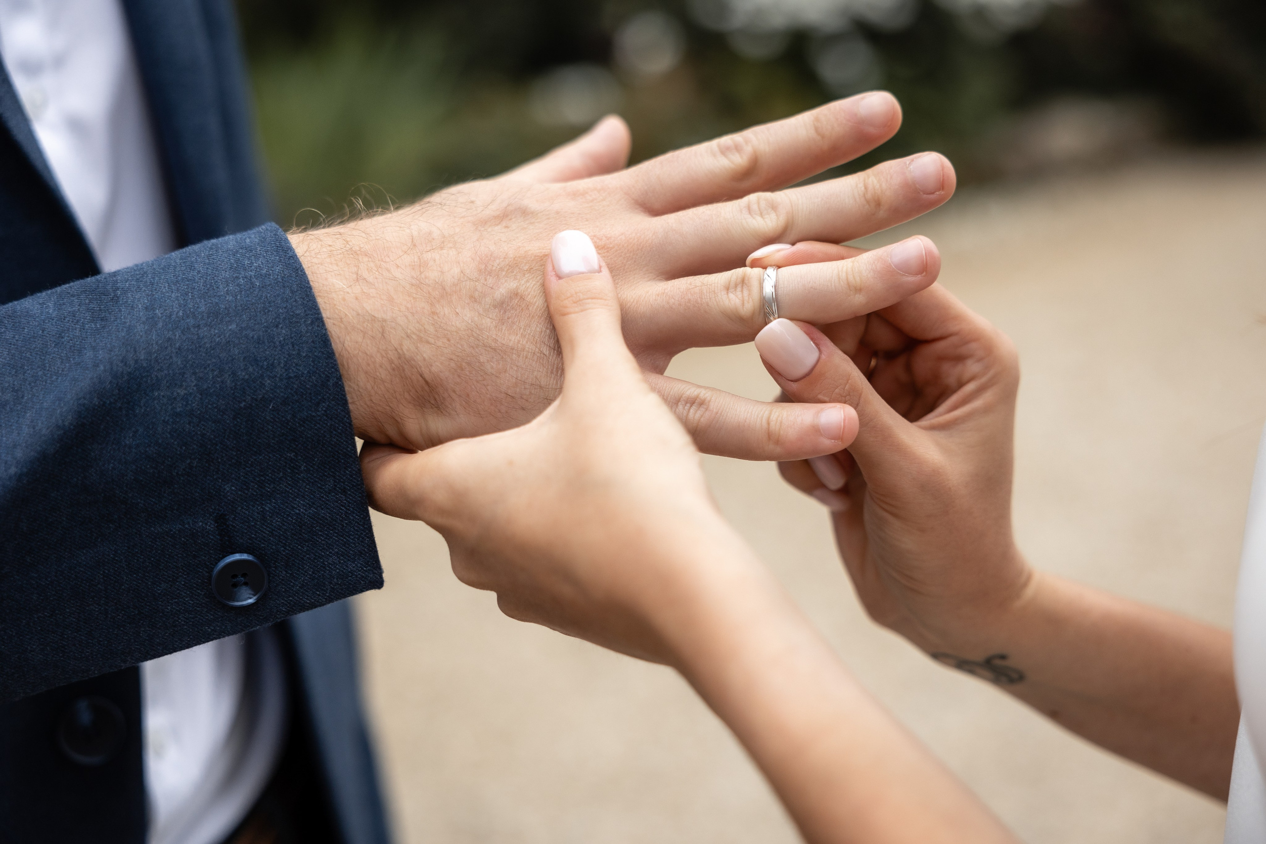 Mariage au château français. Elopement au Château de Cénevières. Eugénie Smirnova — Photographe à Toulouse et dans le Sud-Ouest