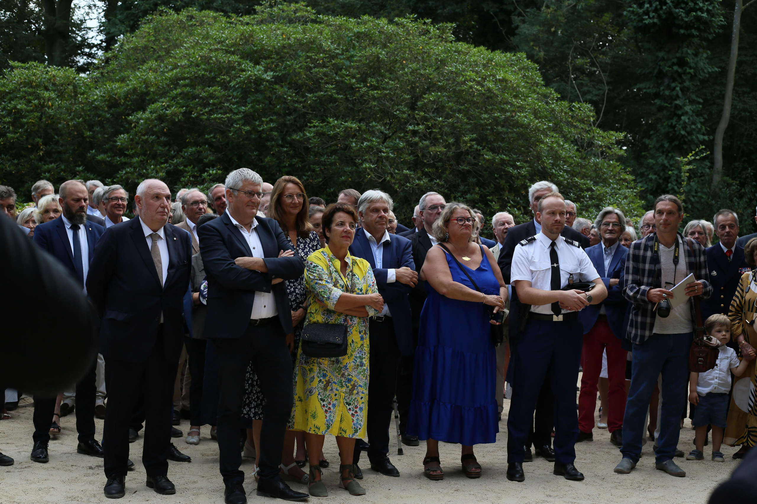 Edouard Philippe remet les insignes à Anne de Bagneaux-Savatier. Natalia Bogdanovska. Films et photographie corporate en France