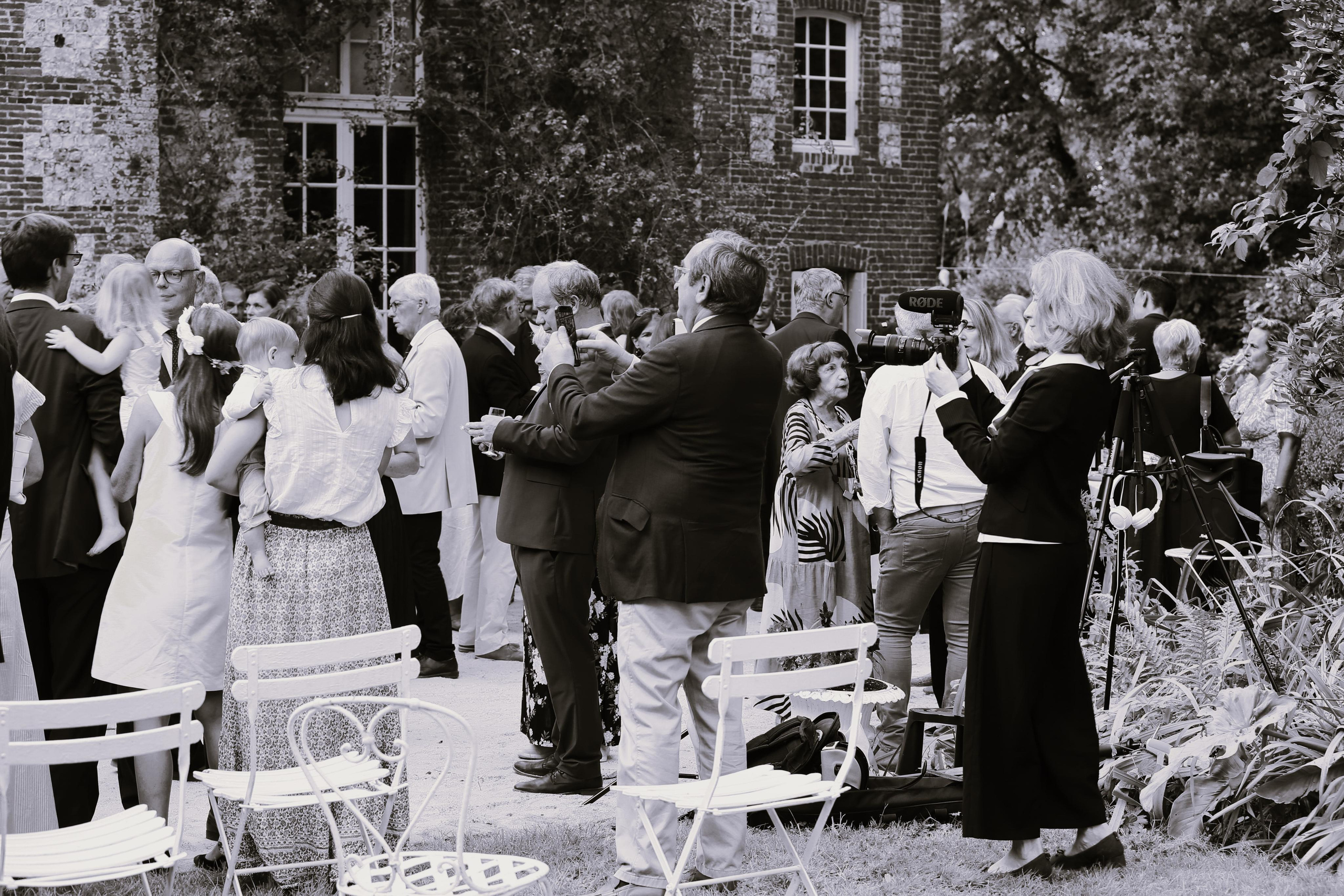 Edouard Philippe remet les insignes à Anne de Bagneaux-Savatier. Natalia Bogdanovska. Films et photographie corporate en France