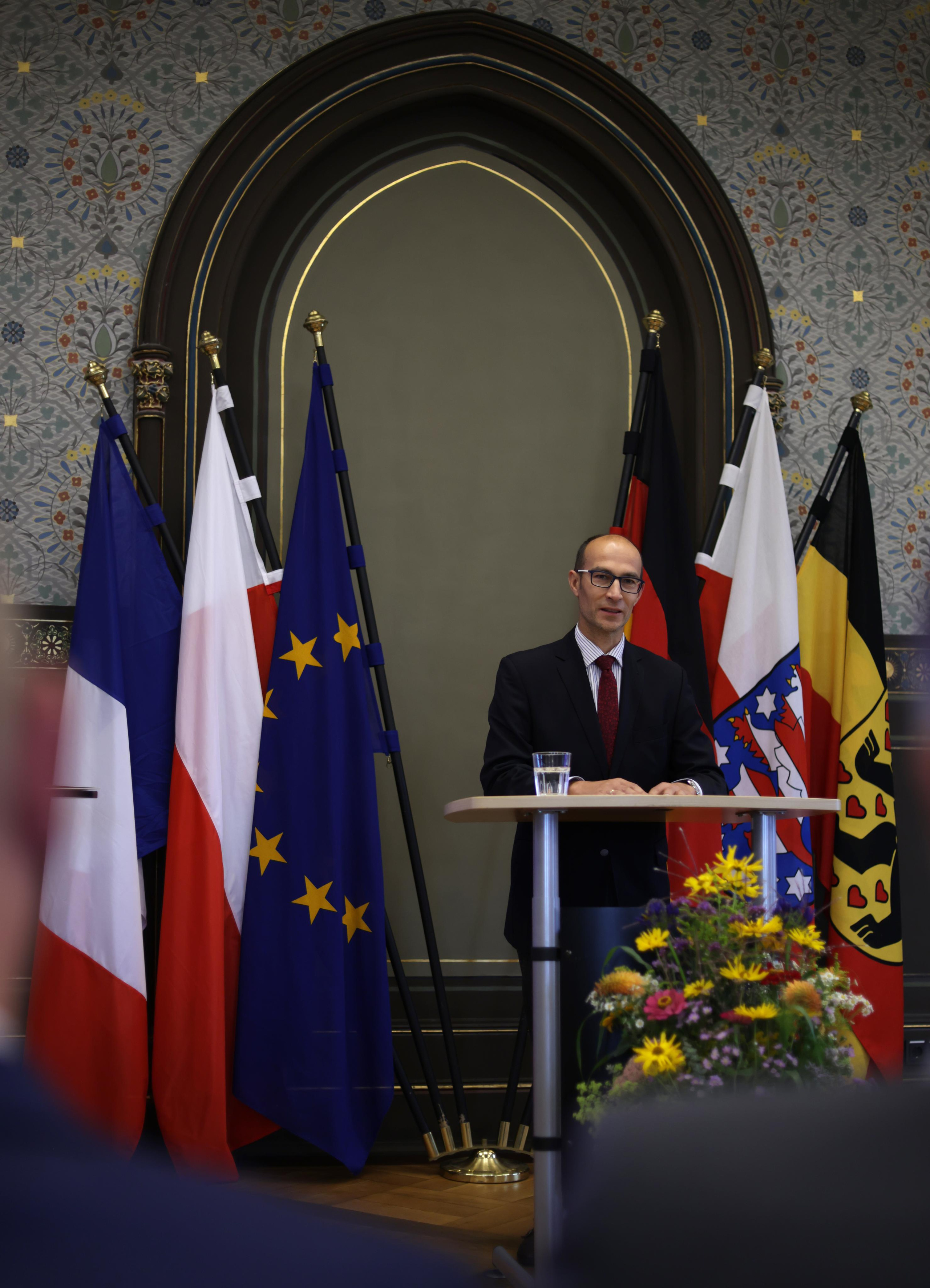 ERIC VAZZOLER. Natalia Bogdanovska. Films et photographie corporate en France