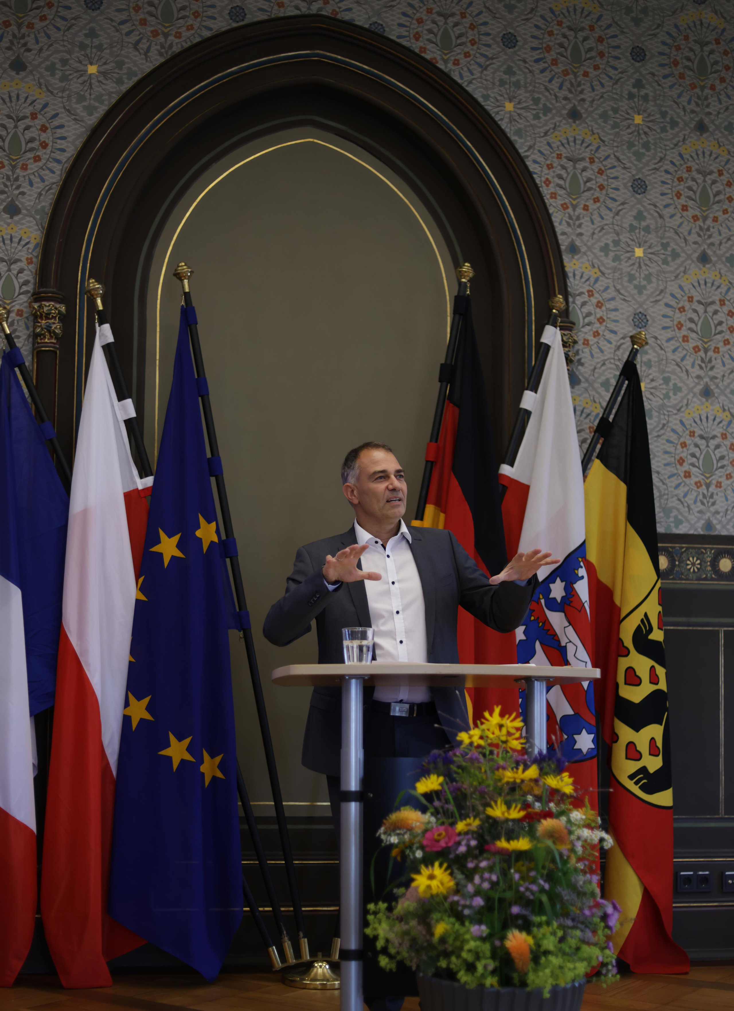 ERIC VAZZOLER. Natalia Bogdanovska. Films et photographie corporate en France