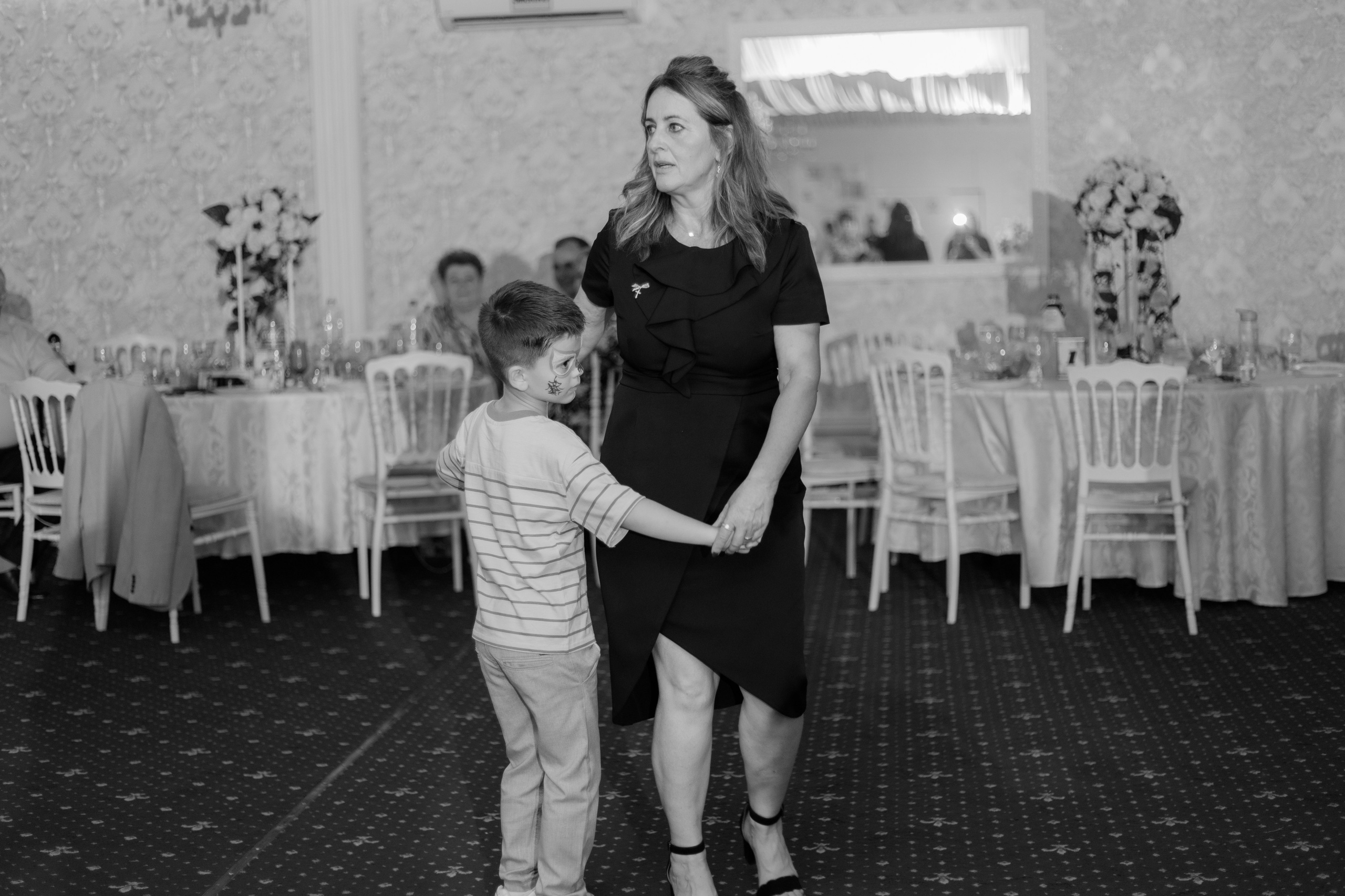 Alexandru-Ioan. Fotograf si videograf — evenimente si studio