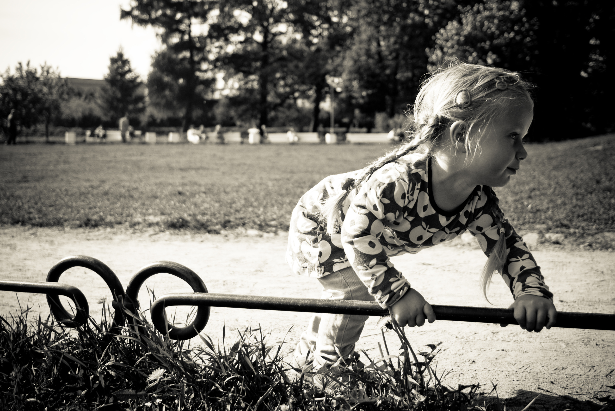 Яна, Катя и Таврический. Год спустя. Виктория Дини. Арт-фотография