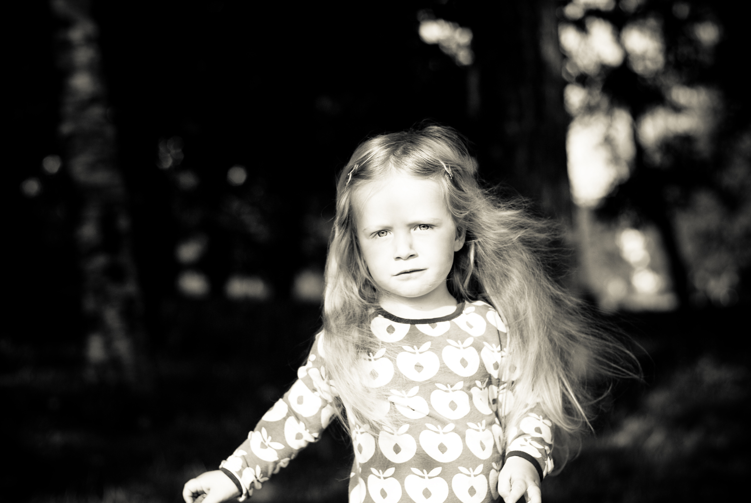 Яна, Катя и Таврический. Год спустя. Виктория Дини. Арт-фотография