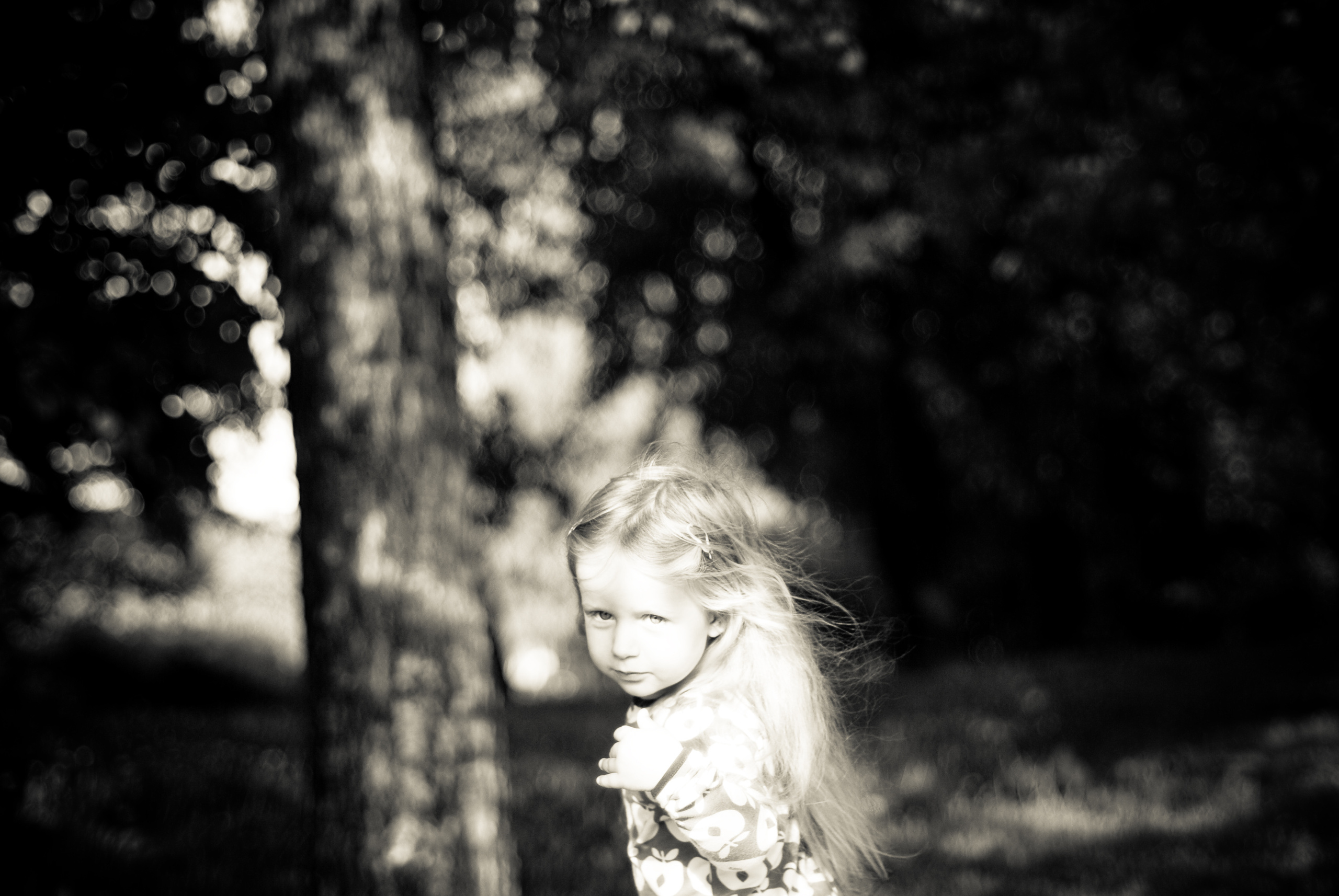 Яна, Катя и Таврический. Год спустя. Виктория Дини. Арт-фотография
