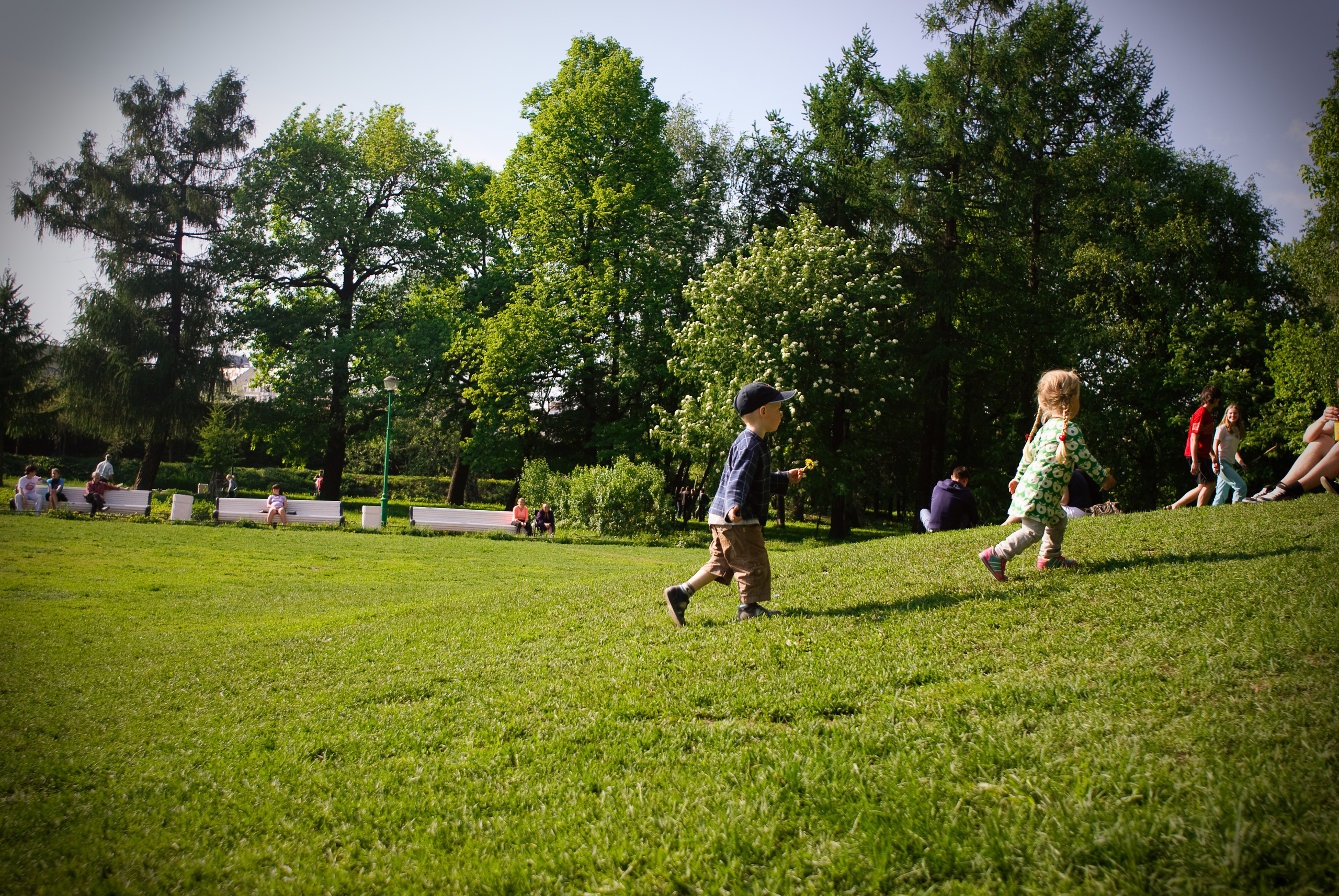 Яна, Катя и Таврический. Год спустя. Виктория Дини. Арт-фотография