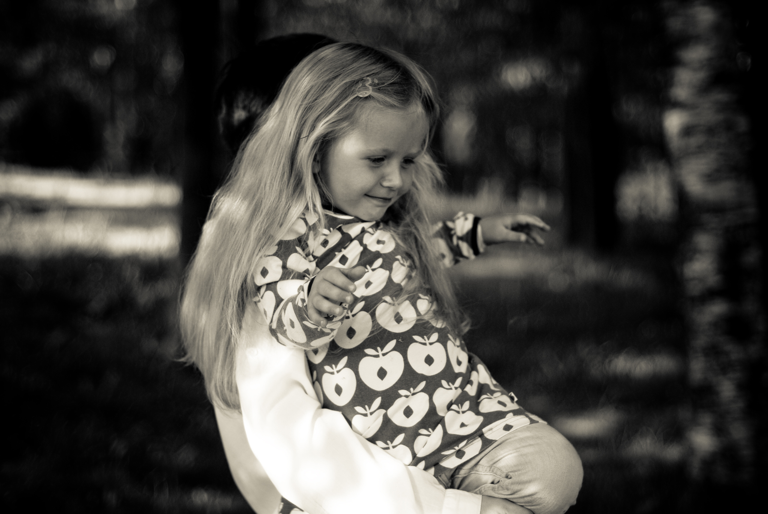 Яна, Катя и Таврический. Год спустя. Виктория Дини. Арт-фотография