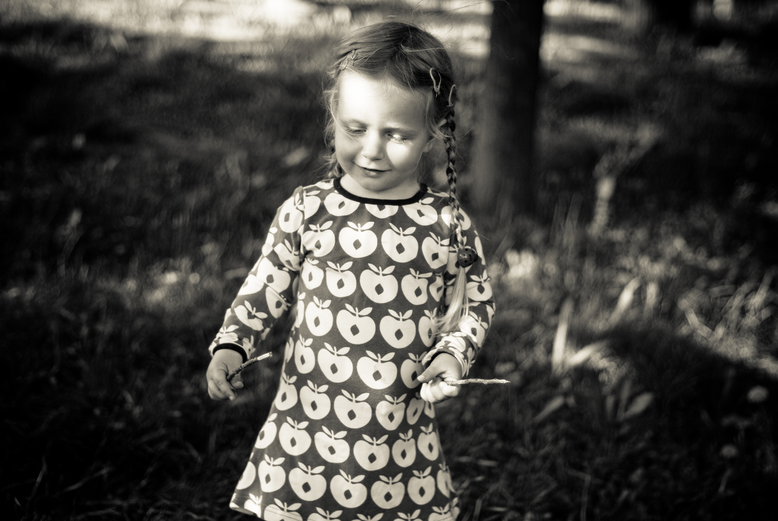 Яна, Катя и Таврический. Год спустя. Виктория Дини. Арт-фотография