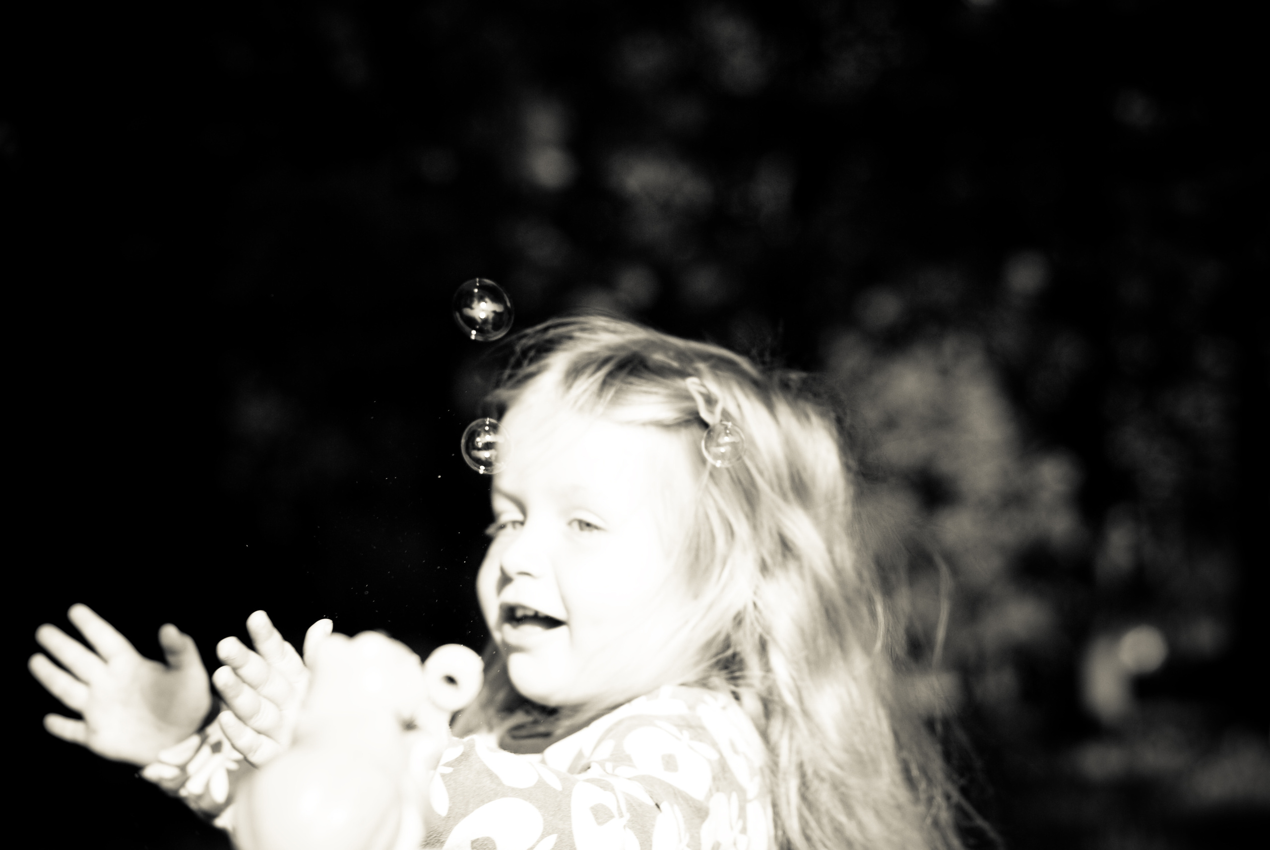 Яна, Катя и Таврический. Год спустя. Виктория Дини. Арт-фотография