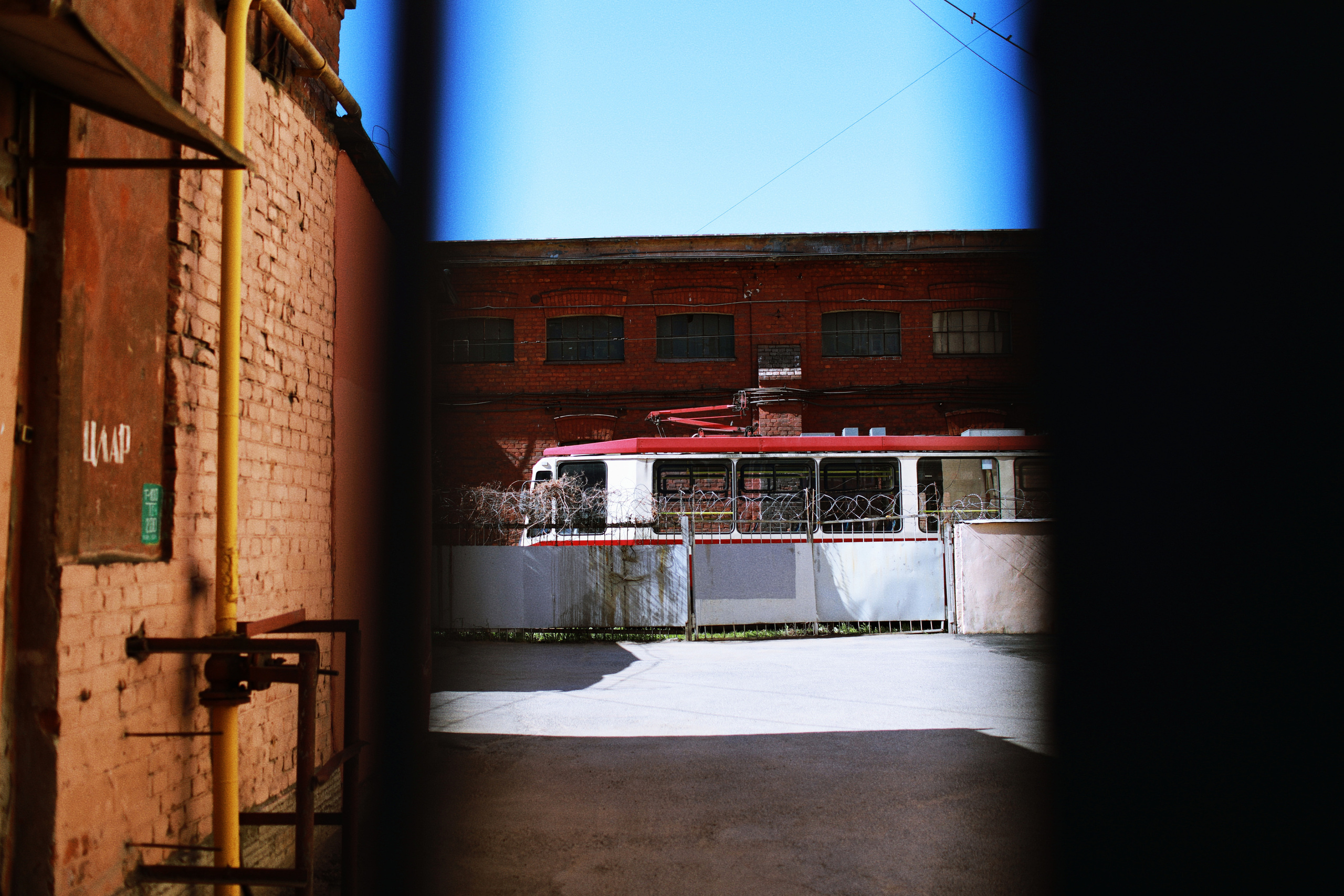 Milka Piter Finding out. Victoria Dini. Art photography in London / Folkestone, UK