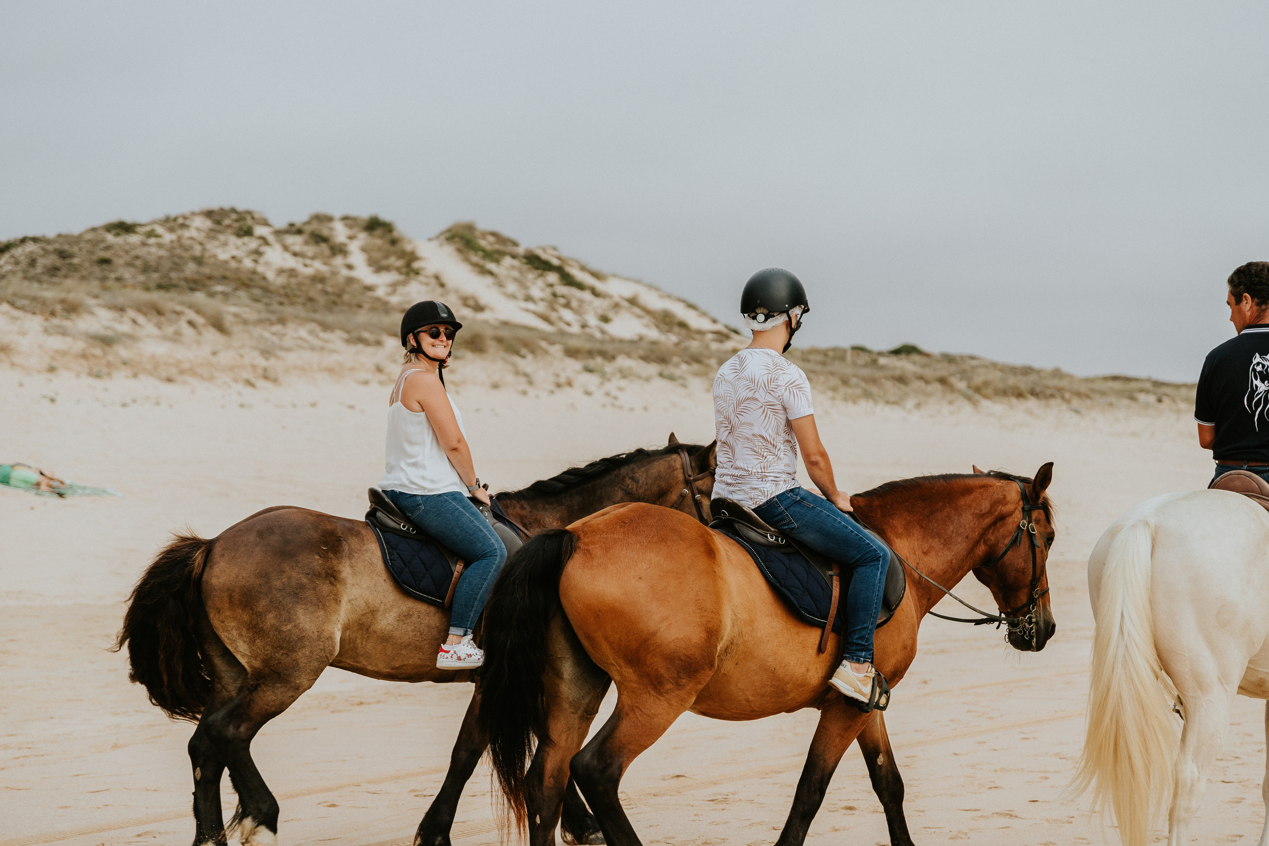 Eco Salgados Agroturismo — Méline & Joel. Passeios a Cavalo na Praia Peniche | Eco Salgados Agroturismo
