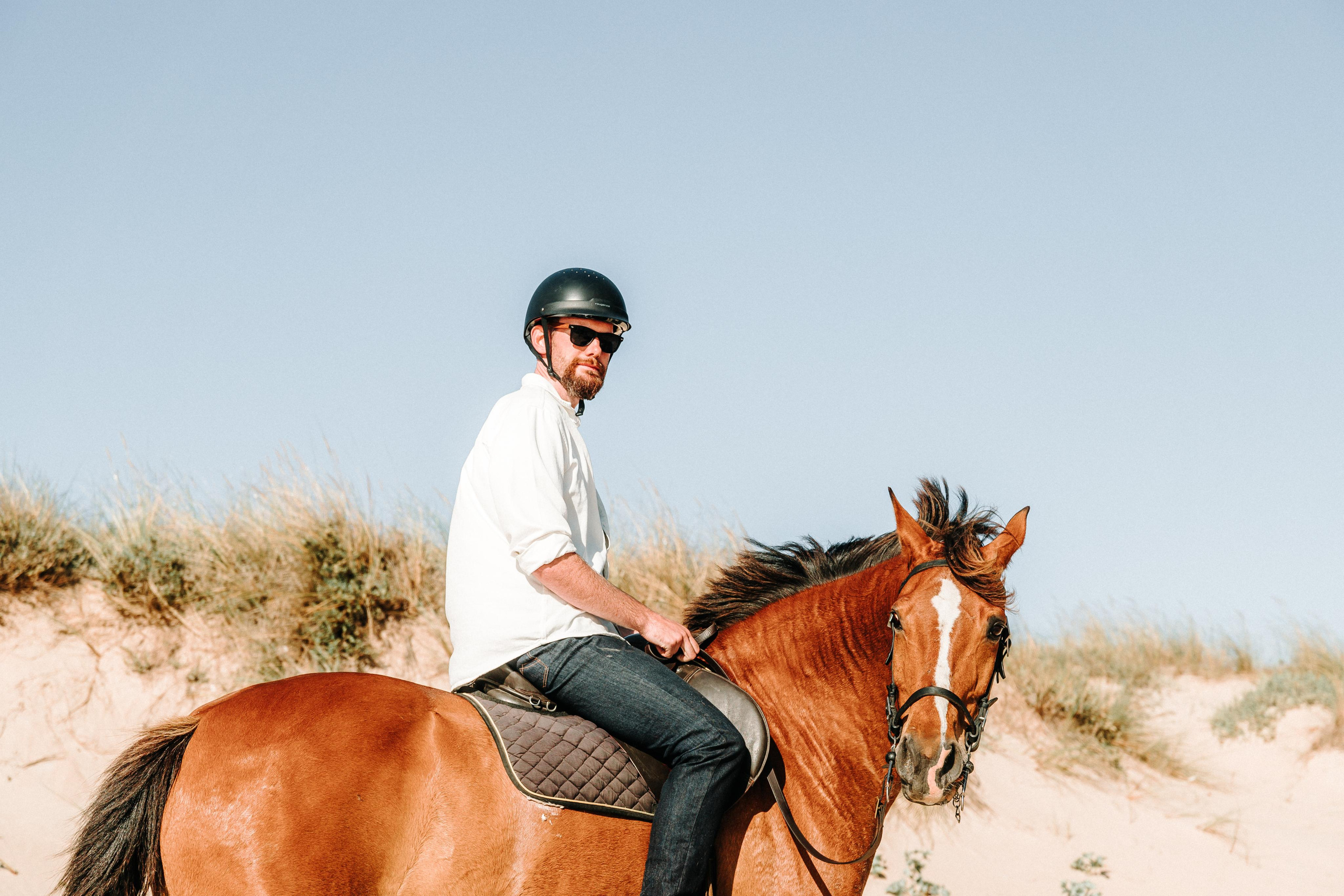 Eco Salgados Agroturismo — Laura & Nicolas. Passeios a Cavalo na Praia Peniche | Eco Salgados Agroturismo