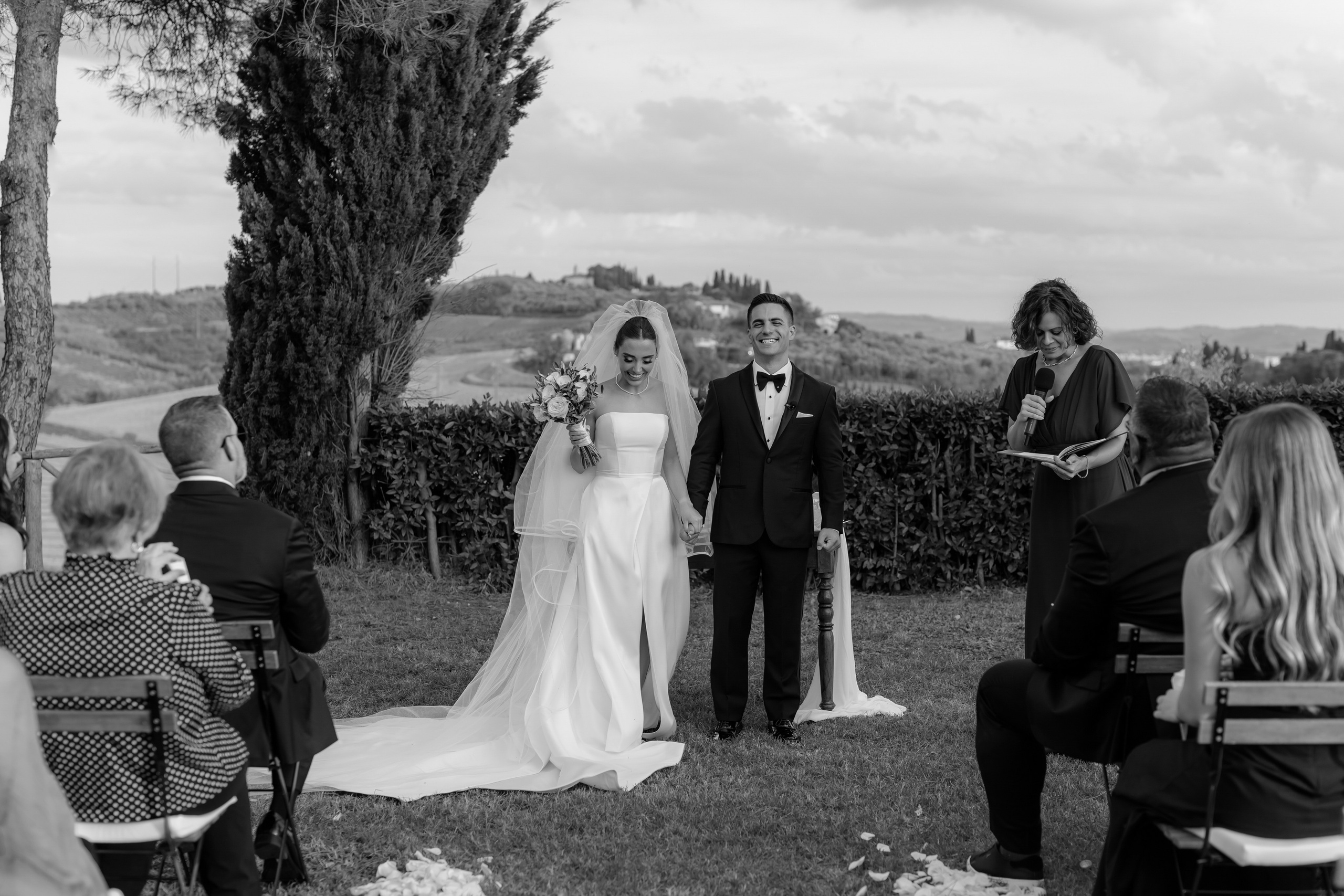 Dom&Ally. Wedding photographer Italy