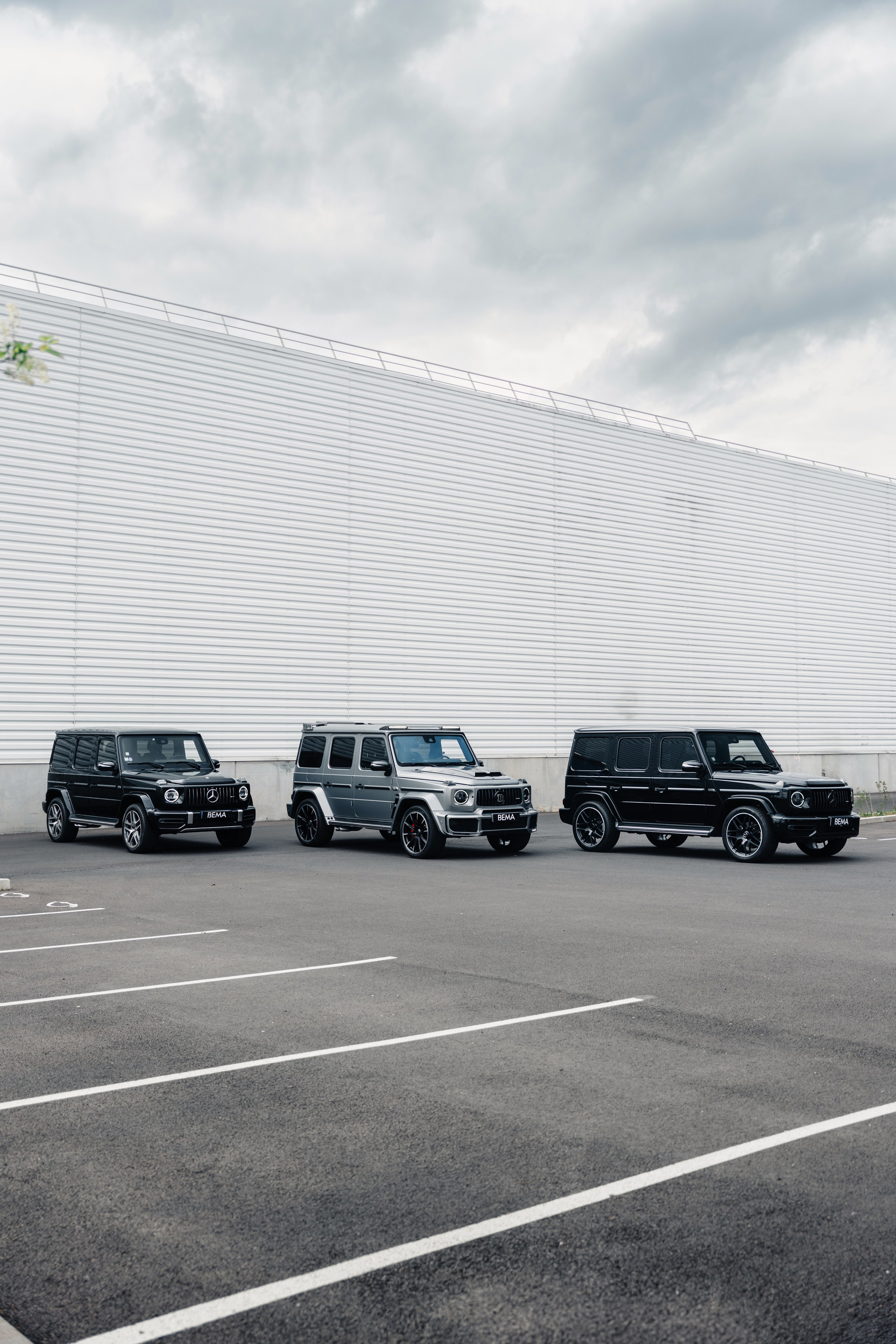 Mercedes G63×3. Photographer in Paris — Vitalii Motruk