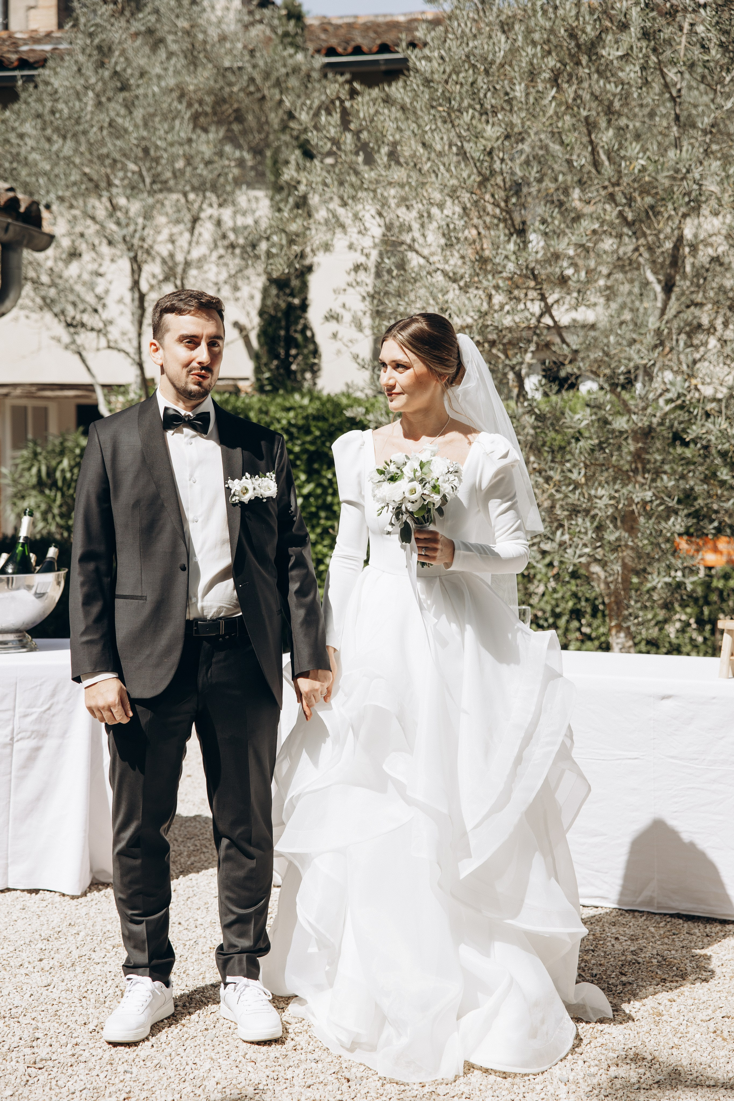 Wedding session in Domaine du T. Eugenie Smirnova — wedding, corporate and lifestyle photographer in Toulouse and Southwest France