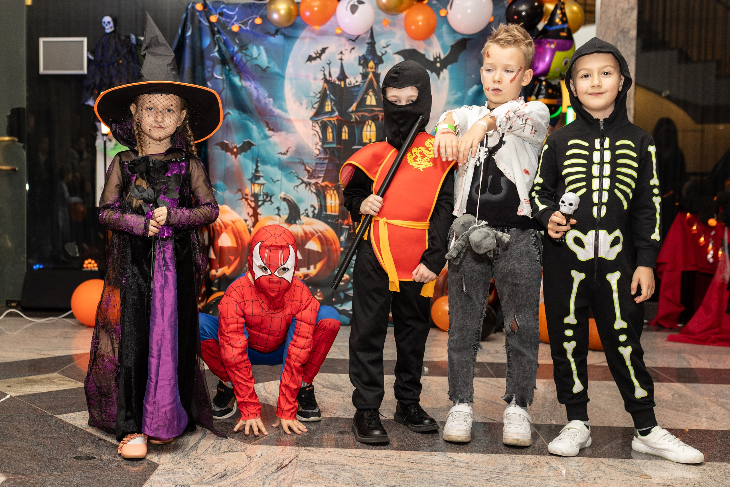 Leo dance studio Helloween 2025. Семейный и детский фотограф в Варшаве Мила Бобровская