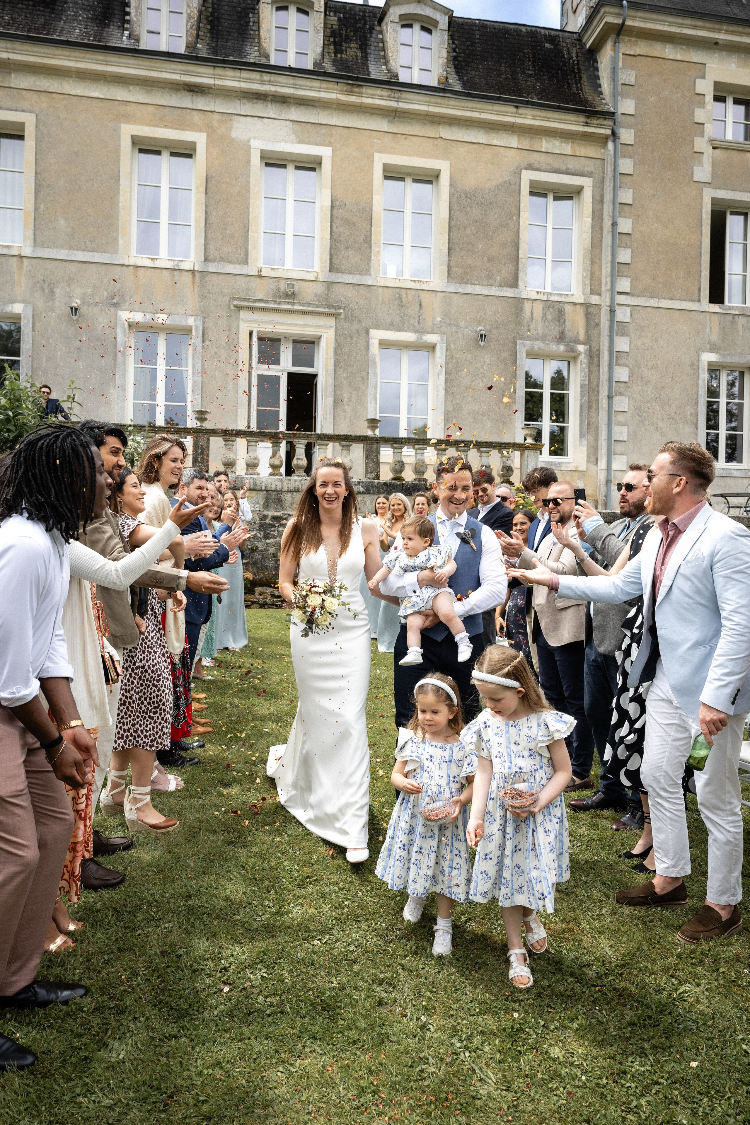 Olivia & Robbie. Wedding in South West of France at Chateau de la Borderie. Benest. Eugenie Smirnova — wedding, corporate and lifestyle photographer in Toulouse and Southwest France