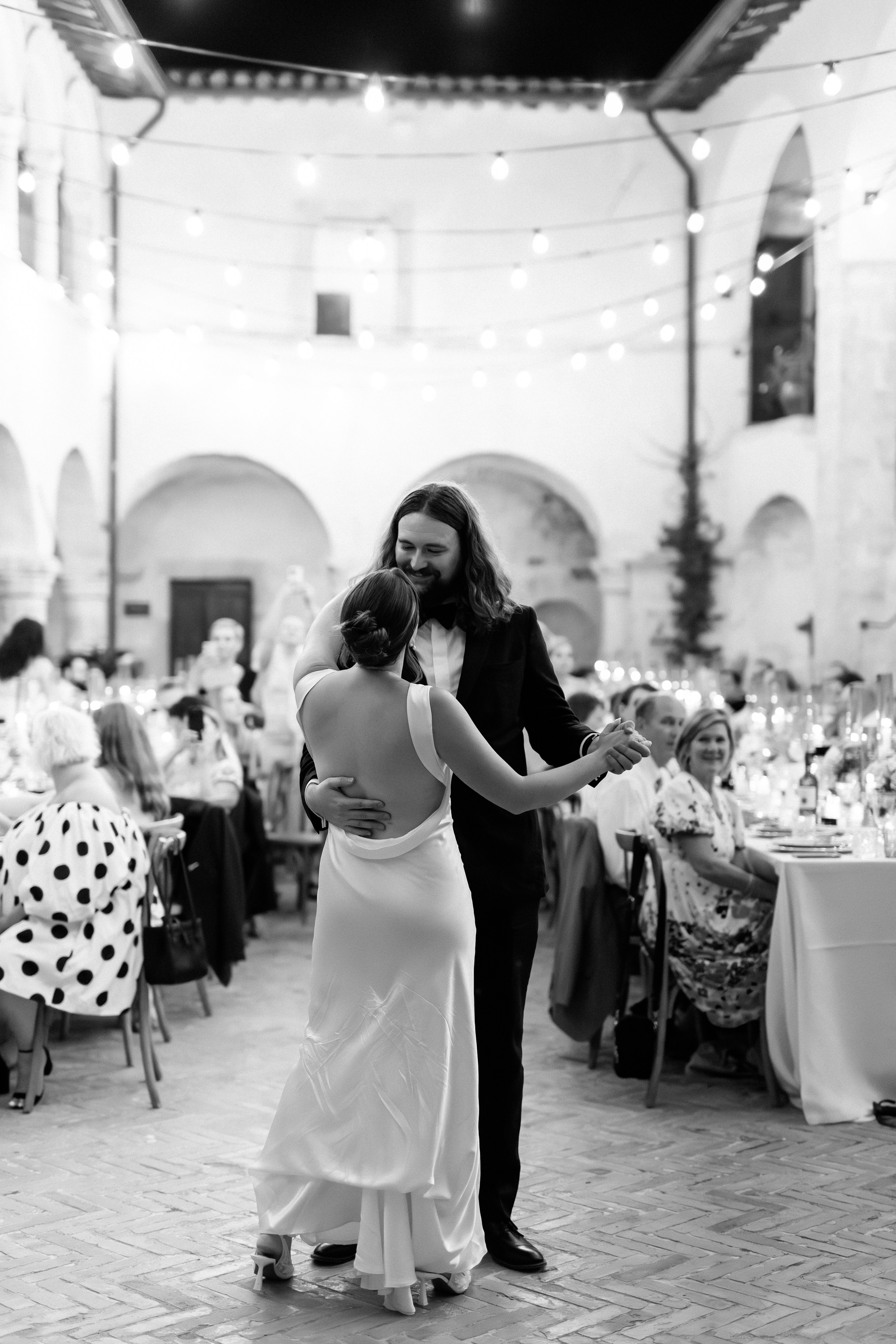 Wedding photographer Italy Rome, Tuscany, Lake Como, Sicily, Puglia. Wedding Photographer Rome Tuscany Como Sicily Puglia Amalfy Italy- Oksana Savenchuk