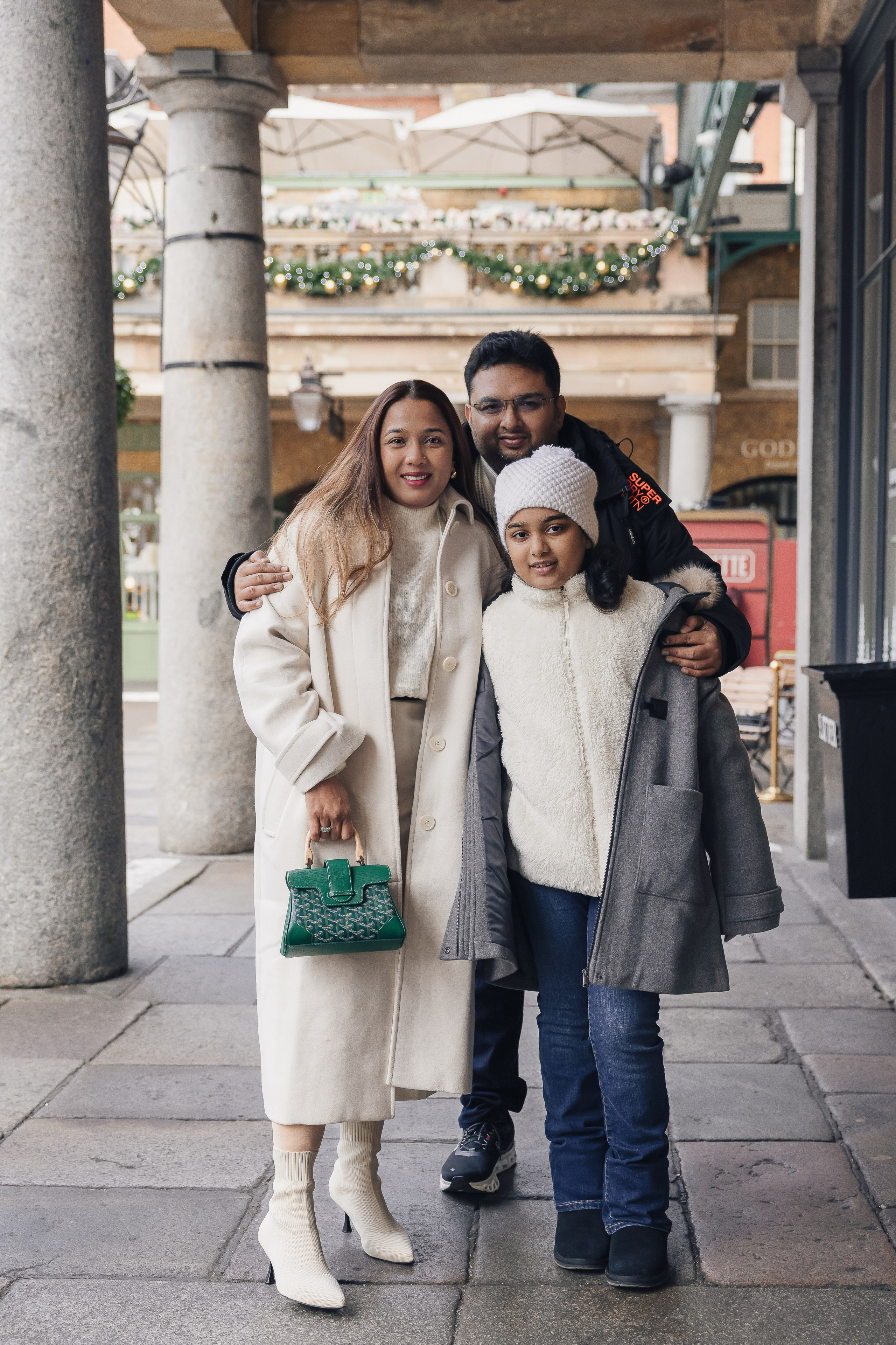London at Christmas. PHOTOGRAPHER IN LONDON