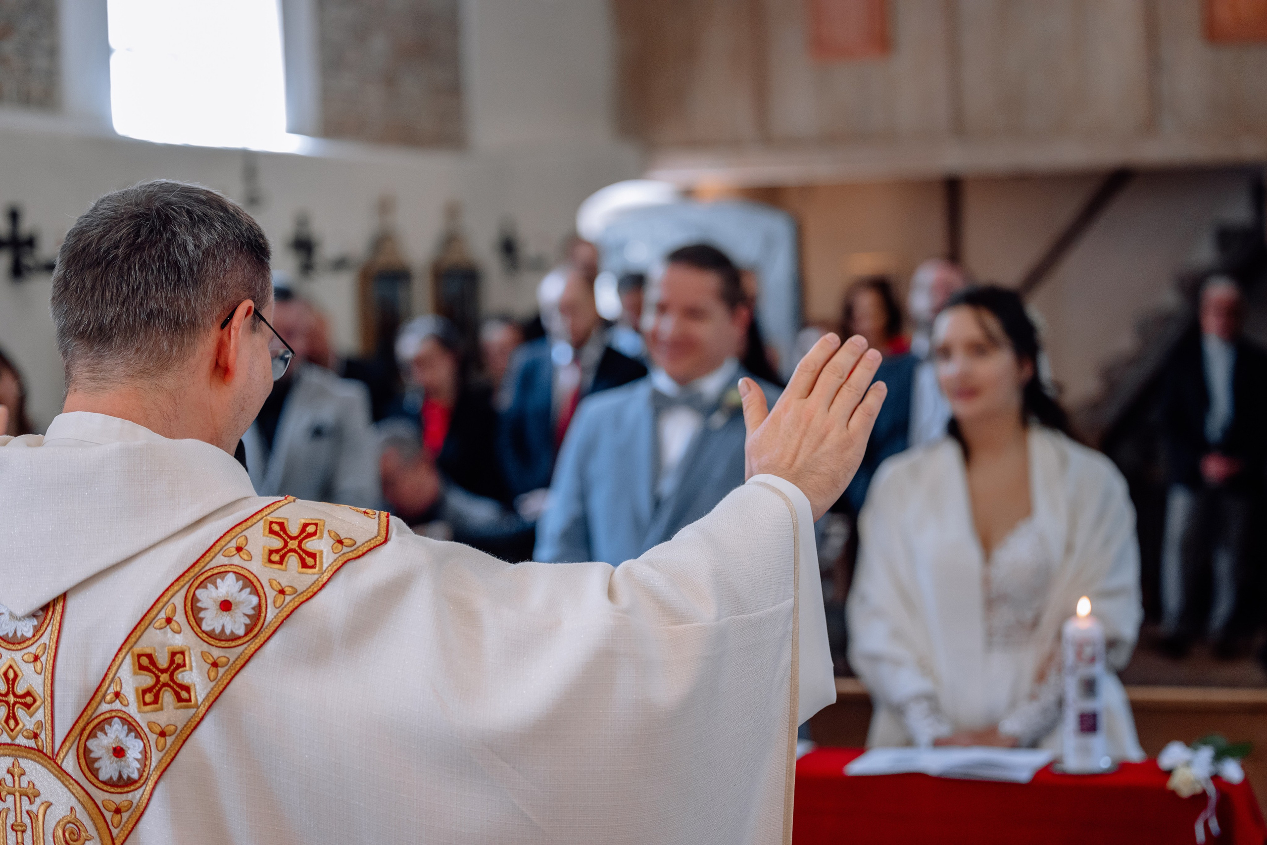 Trauung und Taufe: Heilig-Kreuz-Kirche. Hochzeitsfotograf München Taufe Familienfotograf Tanja Mauke