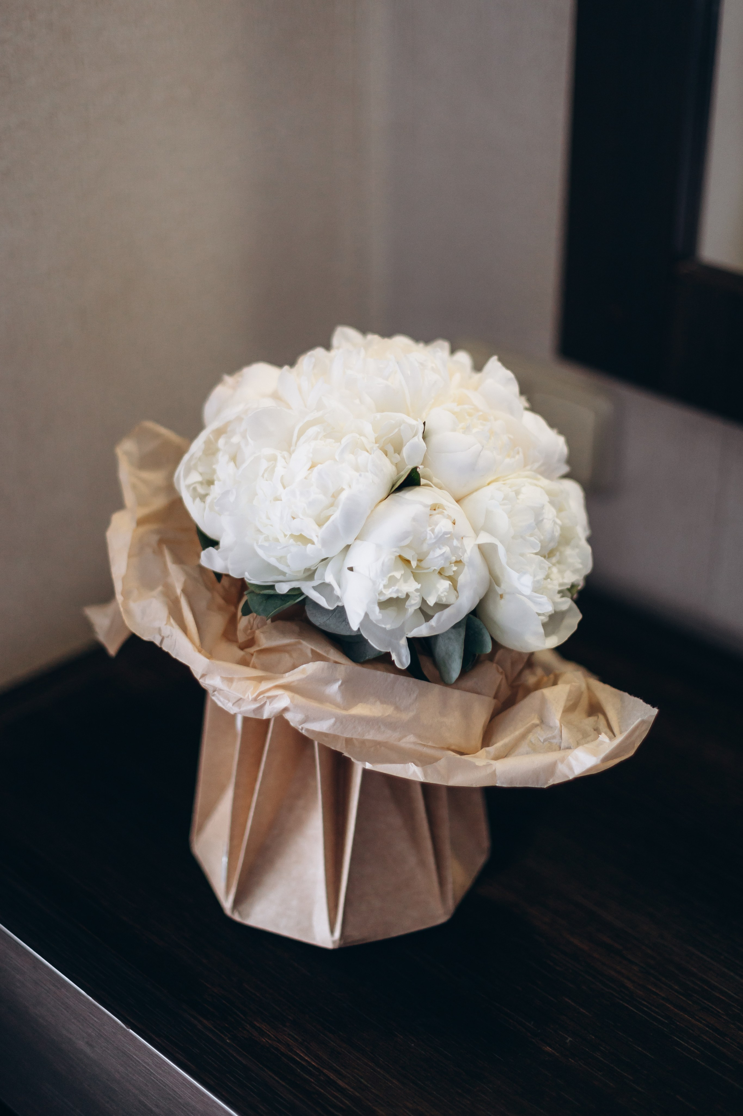 White Wedding. Wedding and Family Photograph