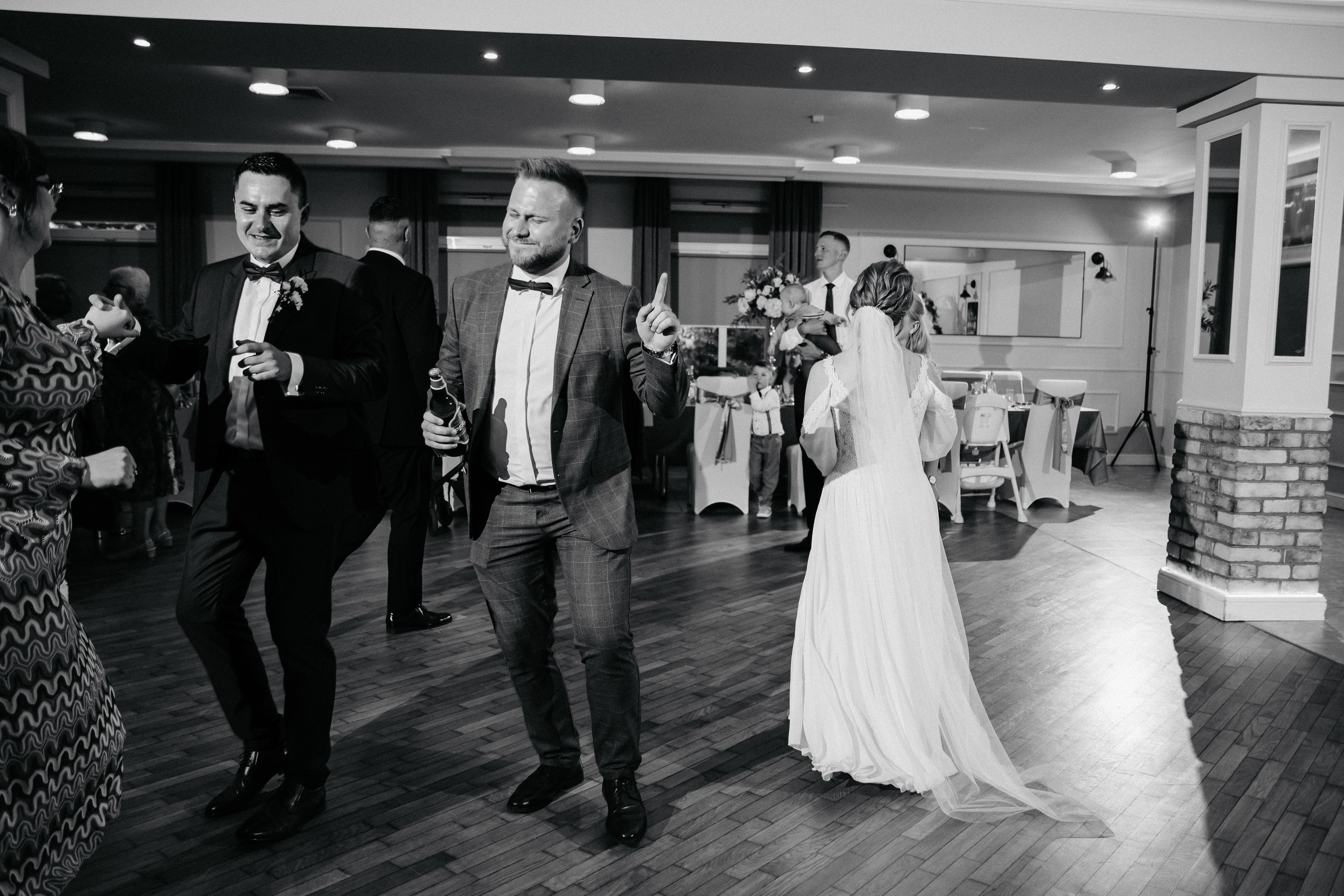 Pełna emocji fotografia ślubna – Natalia Malinowska Fotografia | Natalia Malinowska Wedding Stories | Augustów Warszawa. Natalia Malinowska Fotografia | Fotograf ślubny i rodzinny Augustów Warszawa