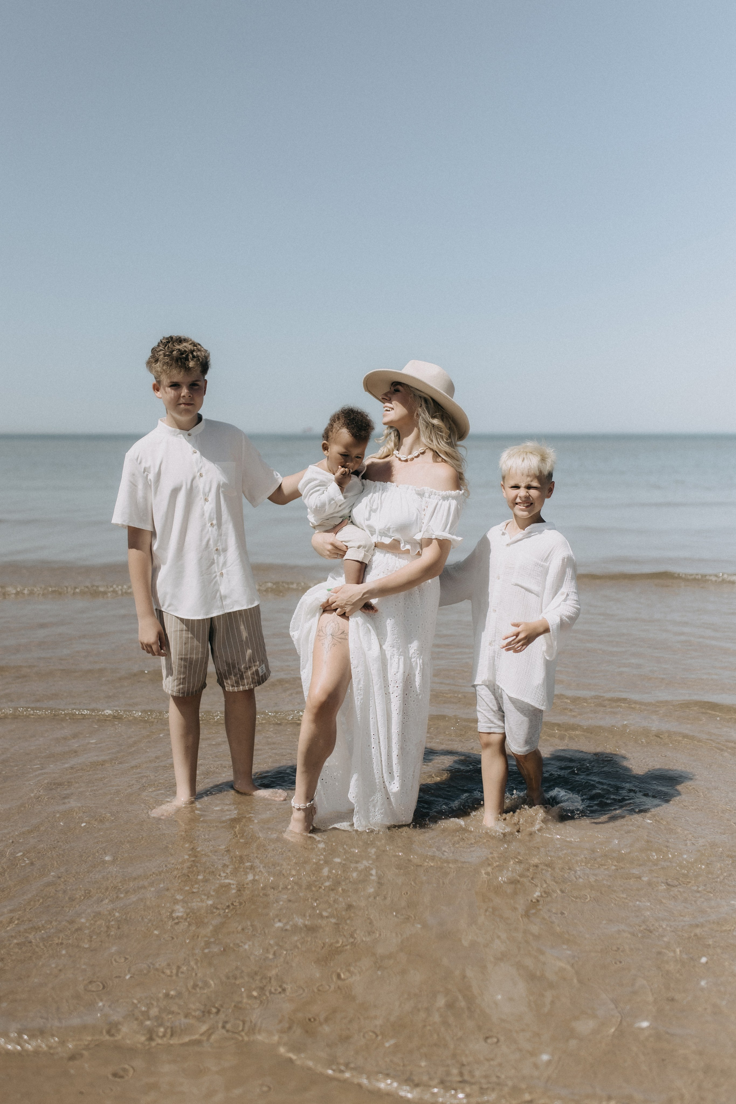 Family. Yorkshire Wedding and Portrait Photographer Evie Moon