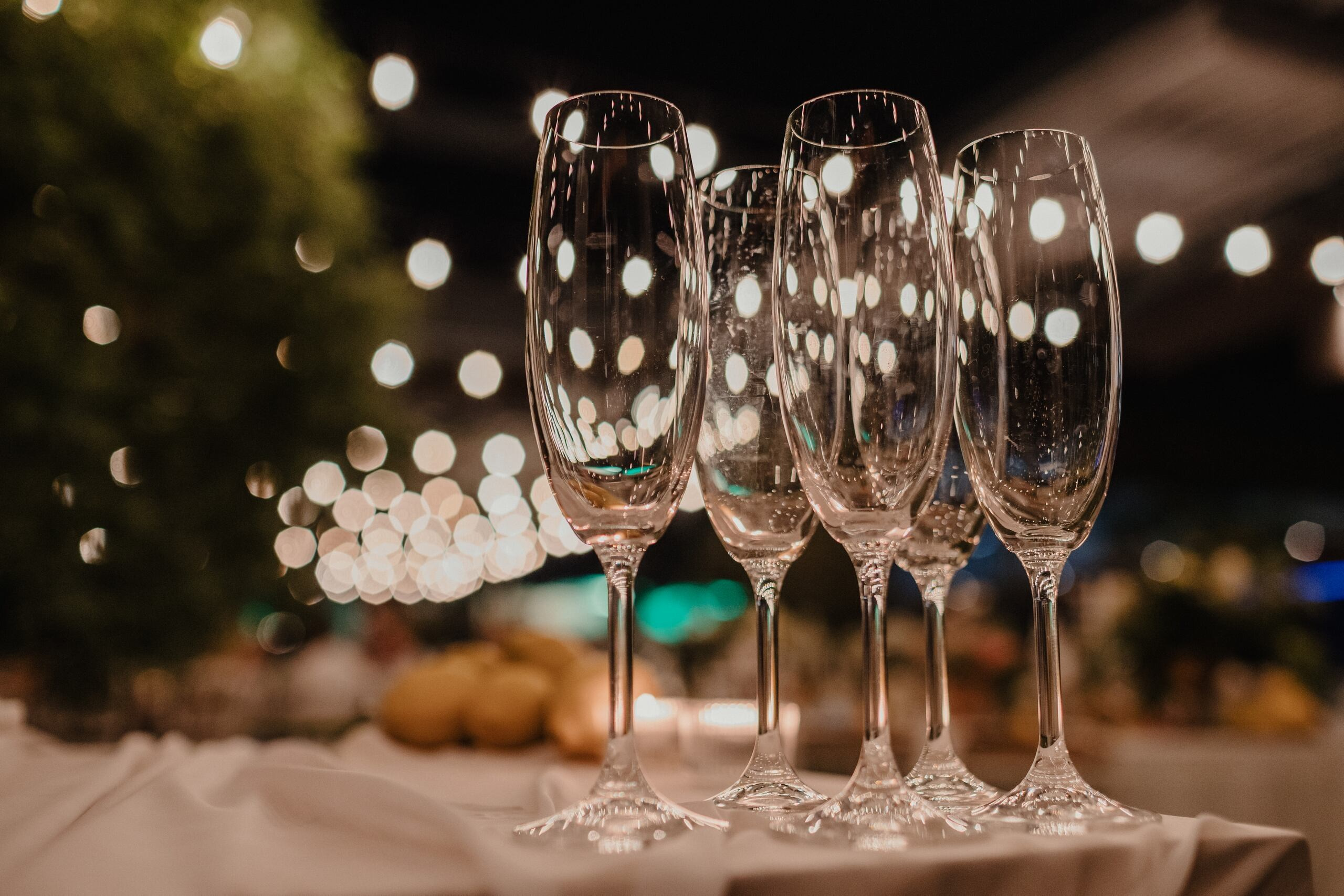 Leona & Ivan. Wedding photographer based in Novi Sad, Marko Milivojevic