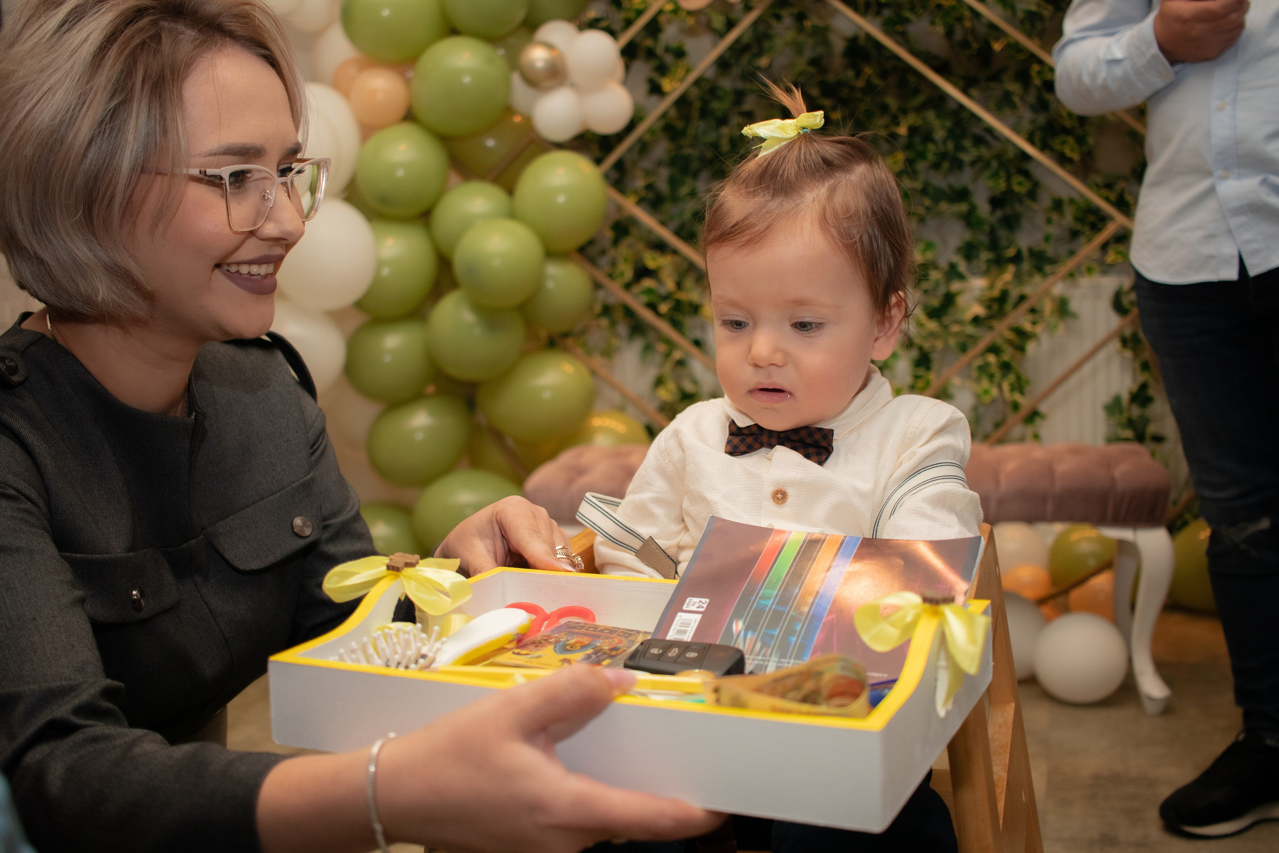 Damian- un an. Fotograf si videograf — evenimente si studio